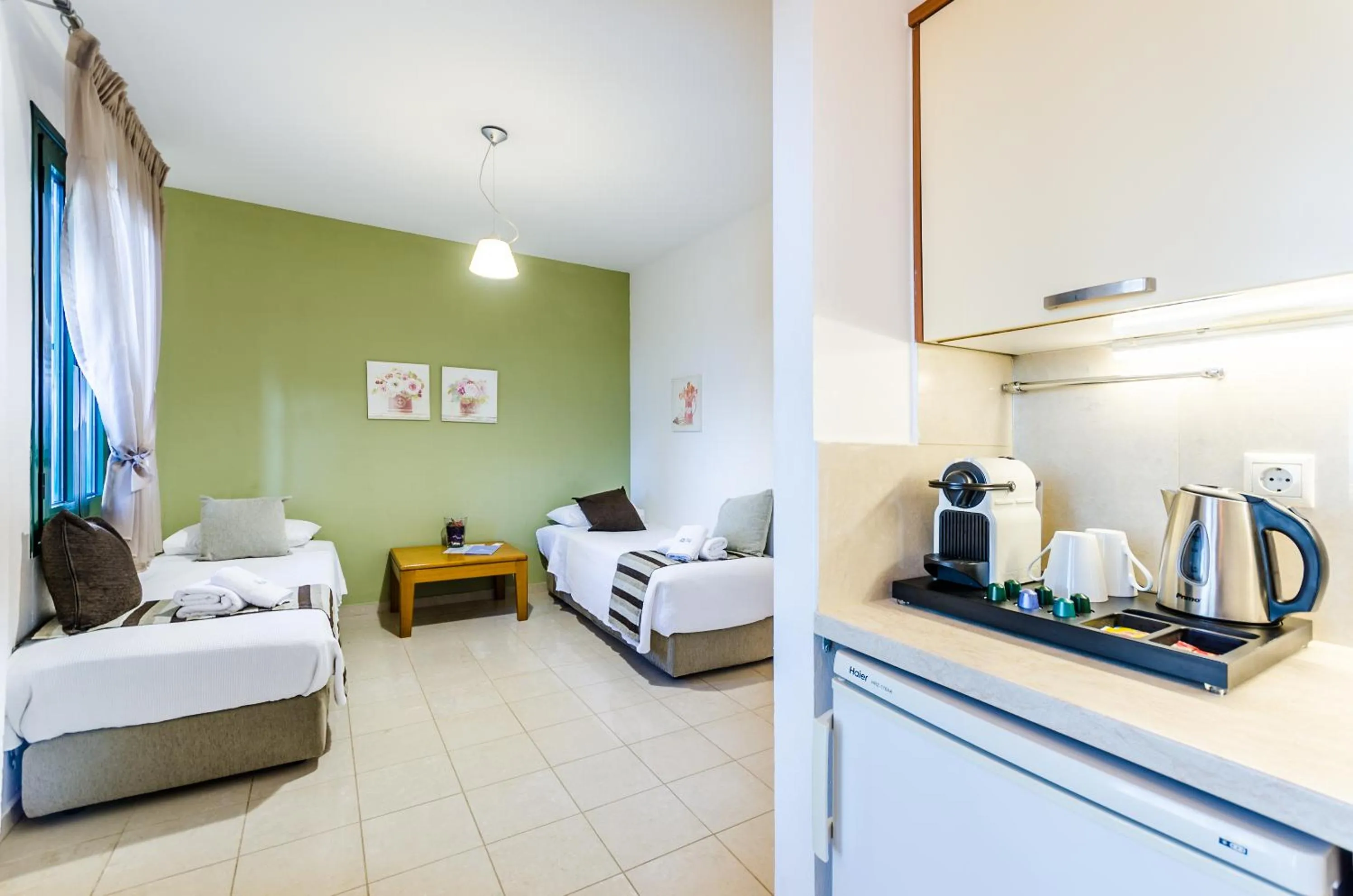 Bed in Pela Mare Hotel