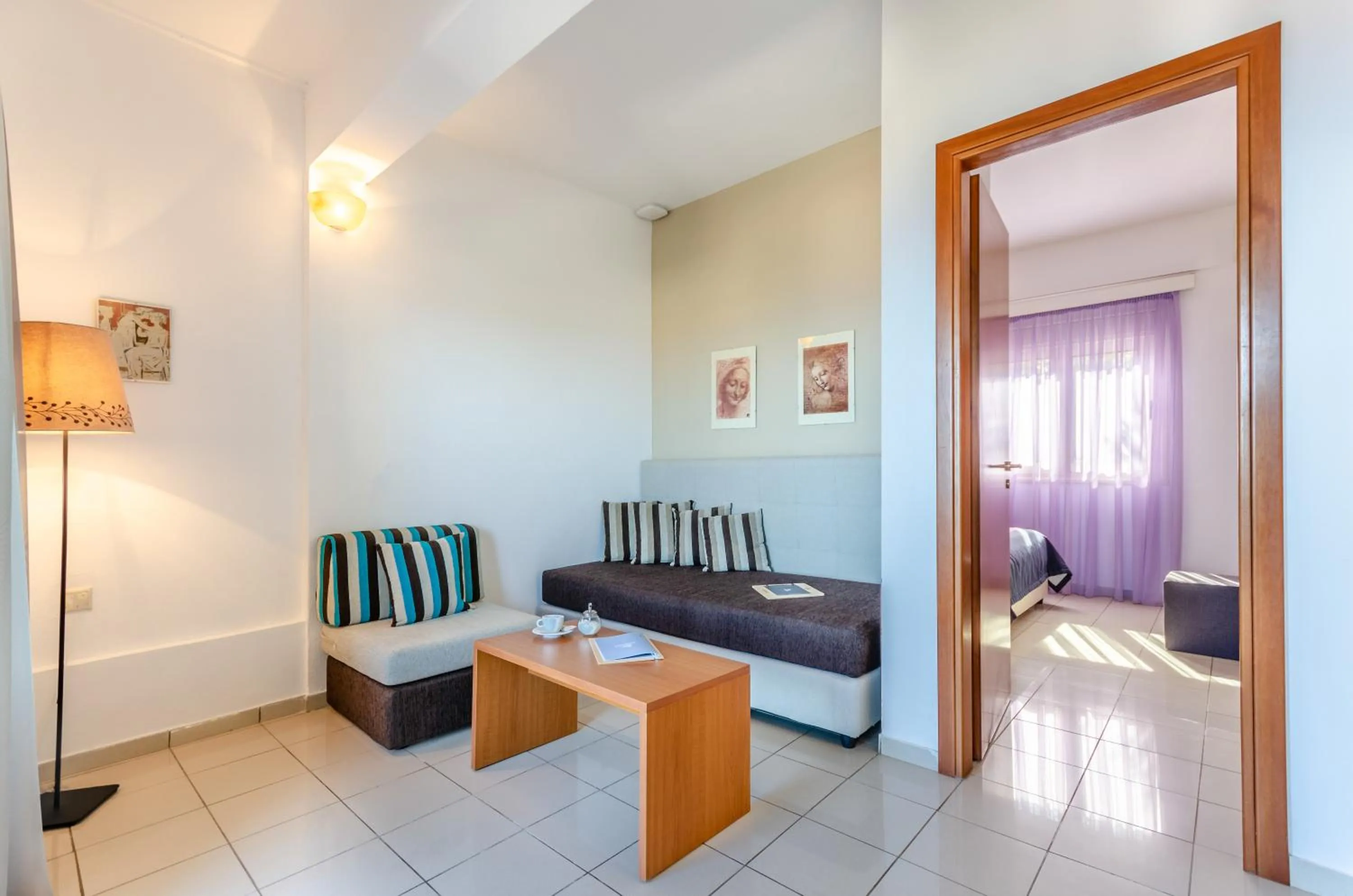 Living room in Pela Mare Hotel