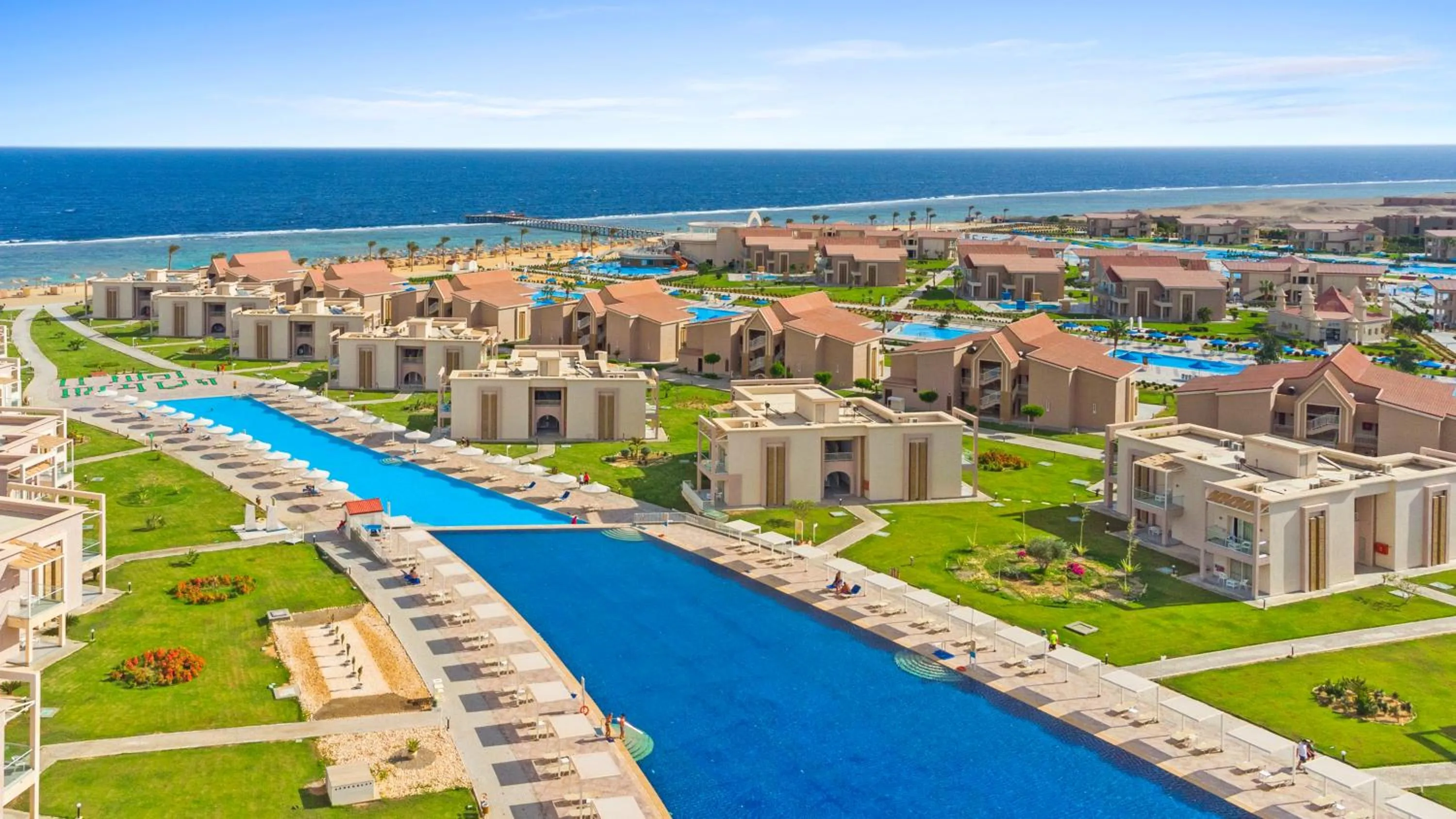 Property building, Pool View in Pickalbatros Sea World Resort - Marsa Alam
