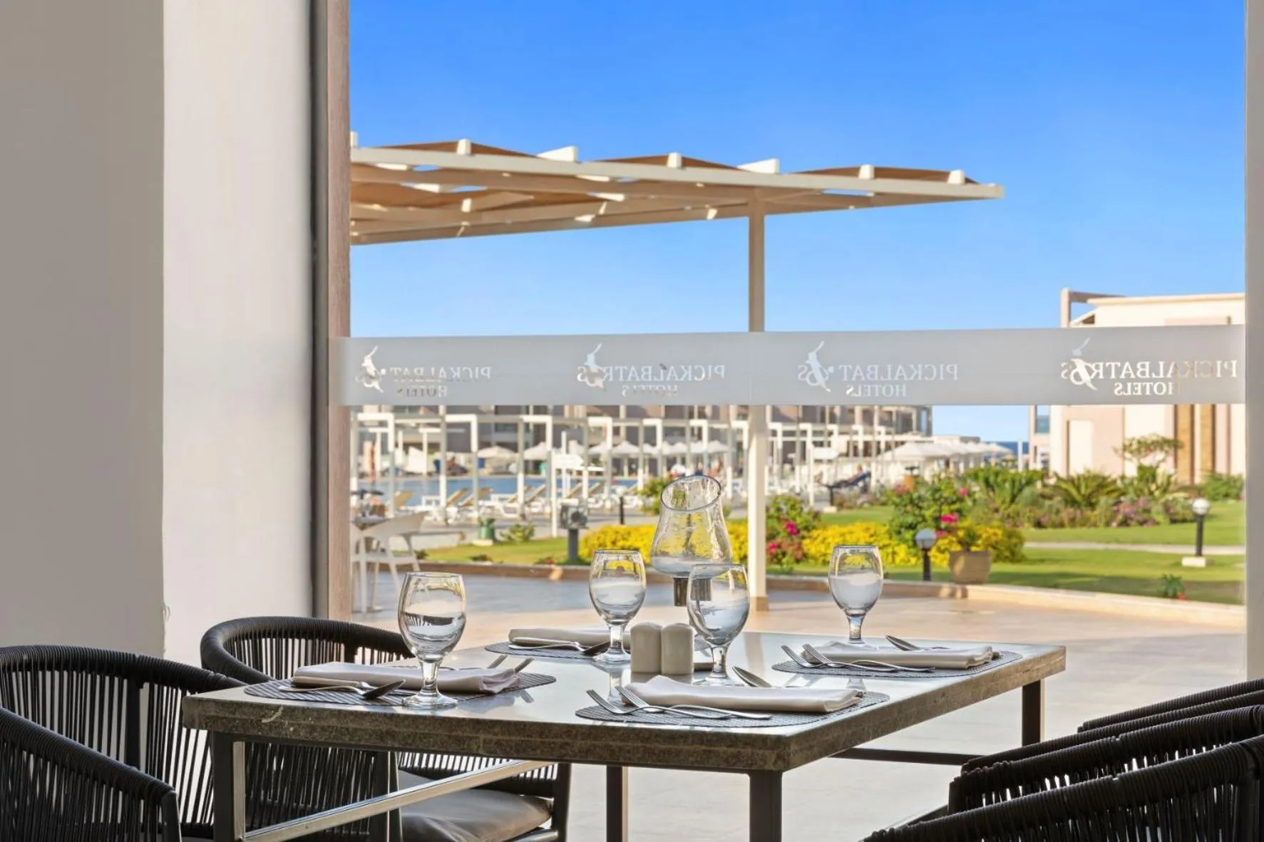 Restaurant/Places to Eat in Pickalbatros Sea World Resort - Marsa Alam