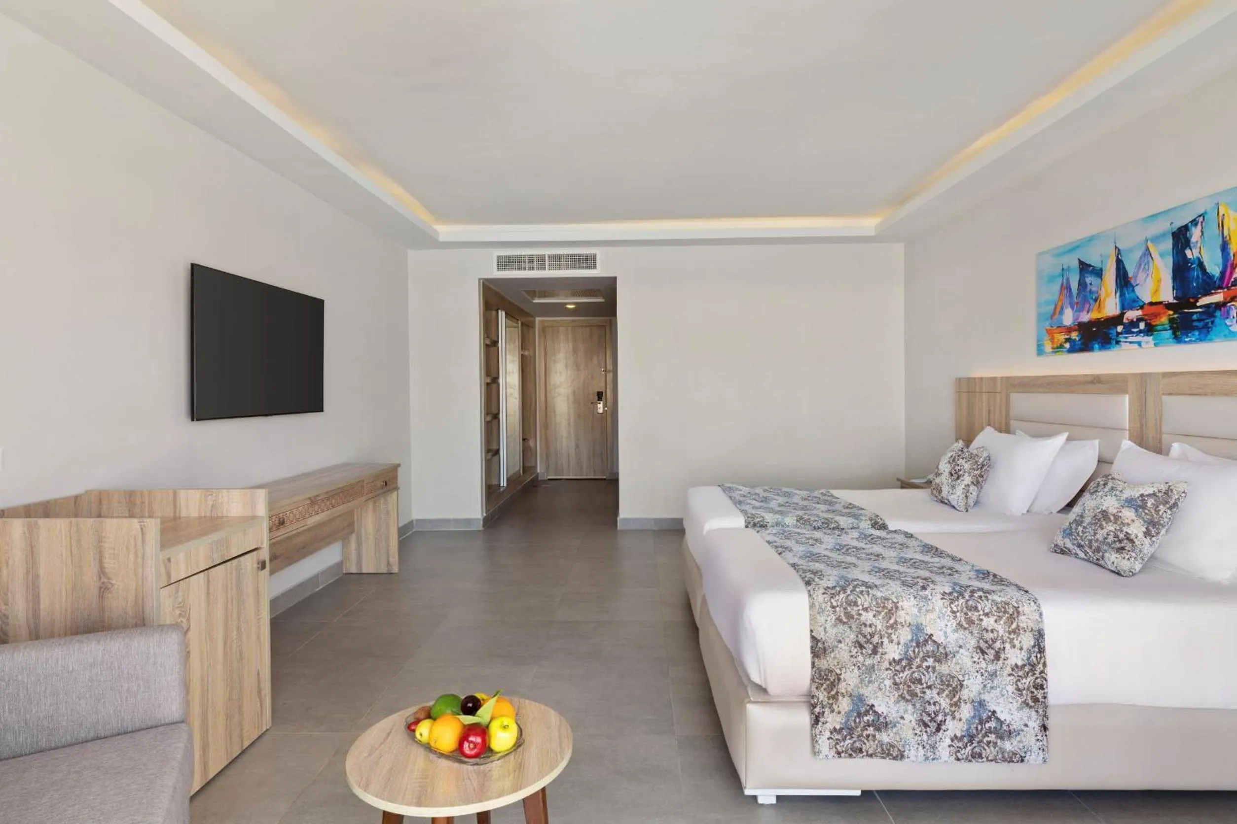 Bedroom, Bed in Pickalbatros Sea World Resort - Marsa Alam