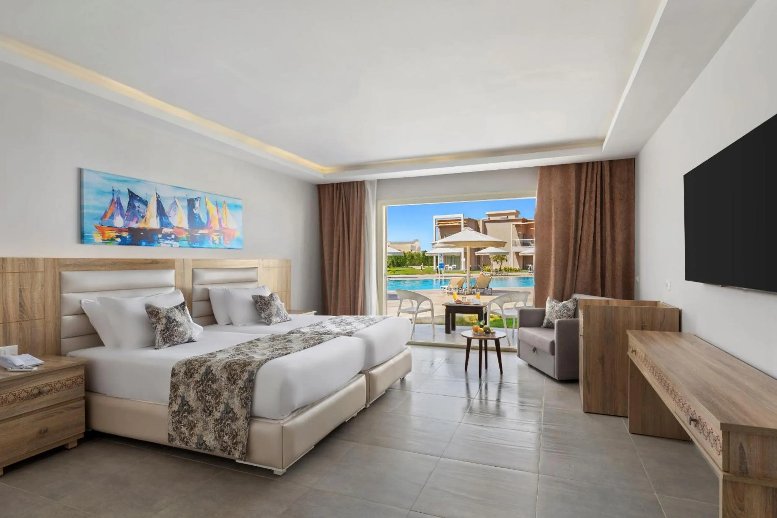 Bedroom, Bed in Pickalbatros Sea World Resort - Marsa Alam