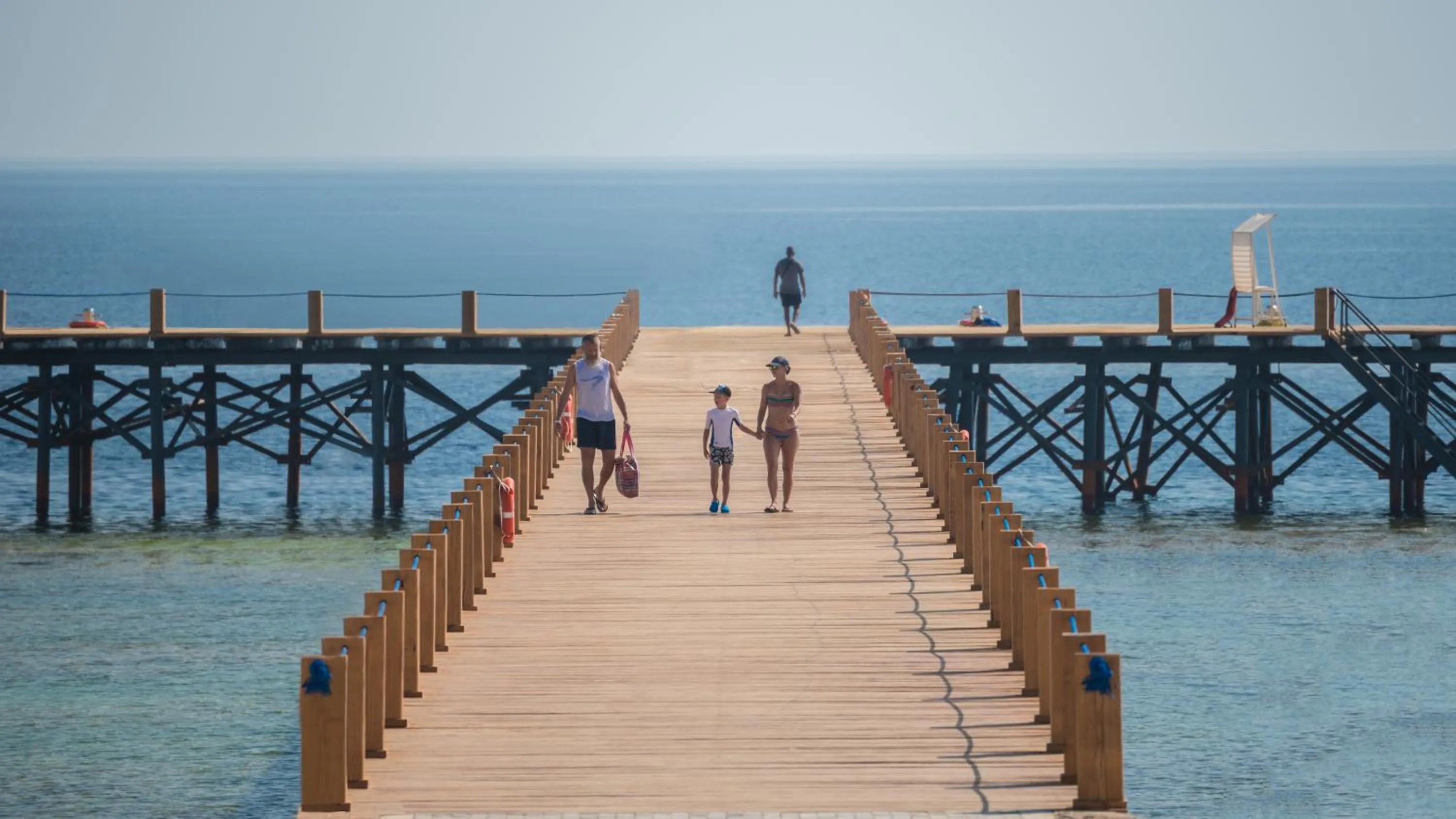 Beach in Pickalbatros Sea World Resort - Marsa Alam