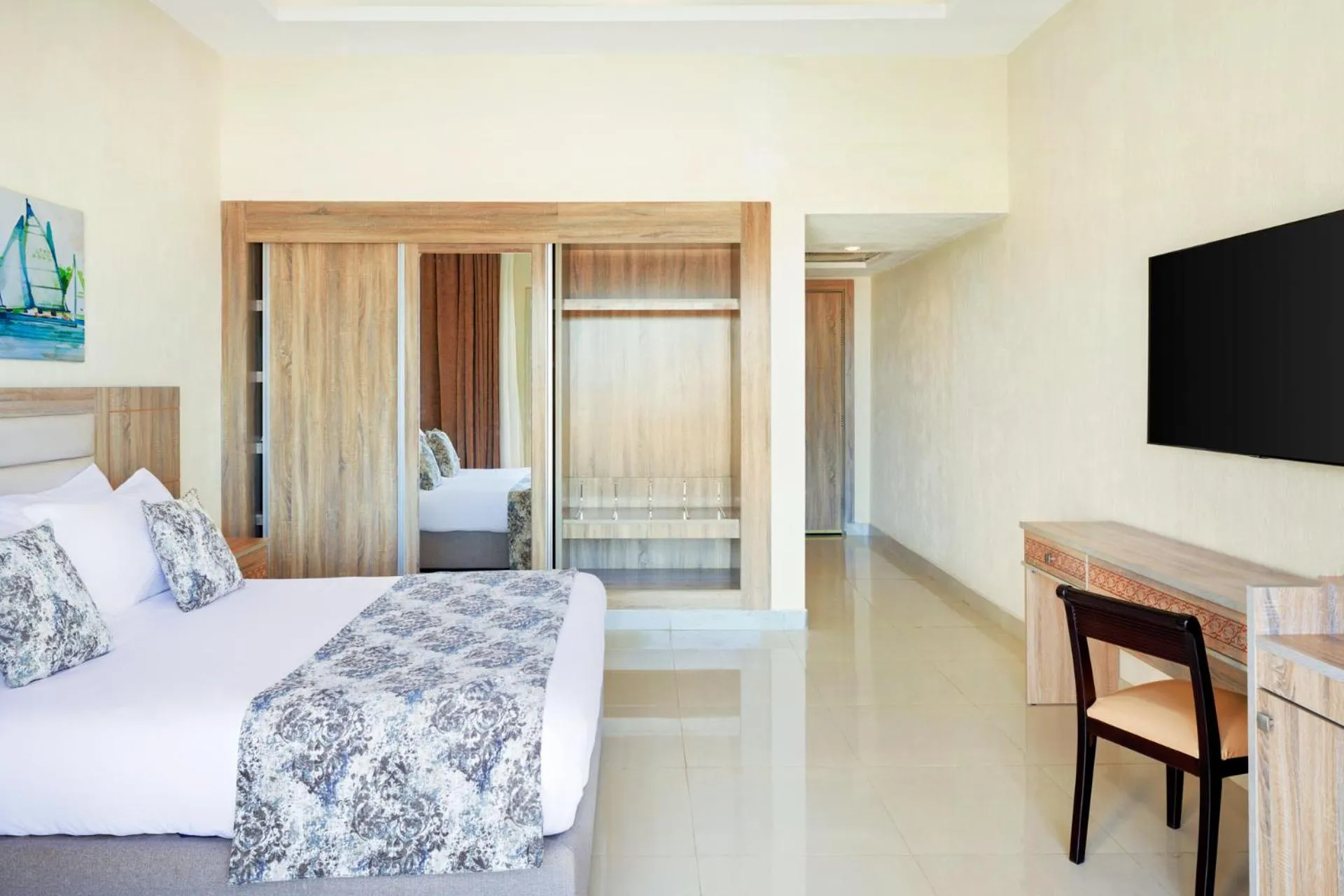 Bed in Pickalbatros Sea World Resort - Marsa Alam