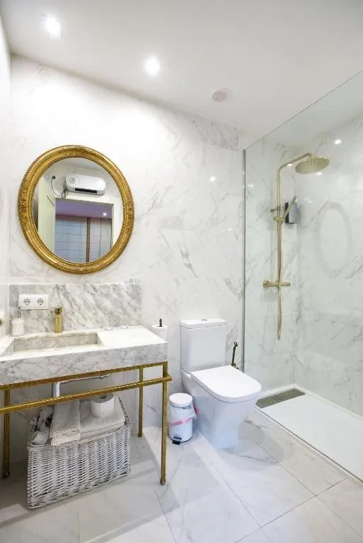 Shower in Hotel Boutique Pinar by Bossh! Hotels