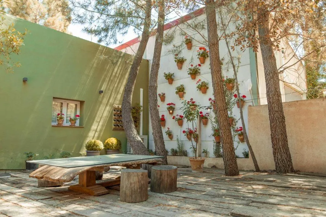 Property building in Hotel Boutique Pinar by Bossh! Hotels