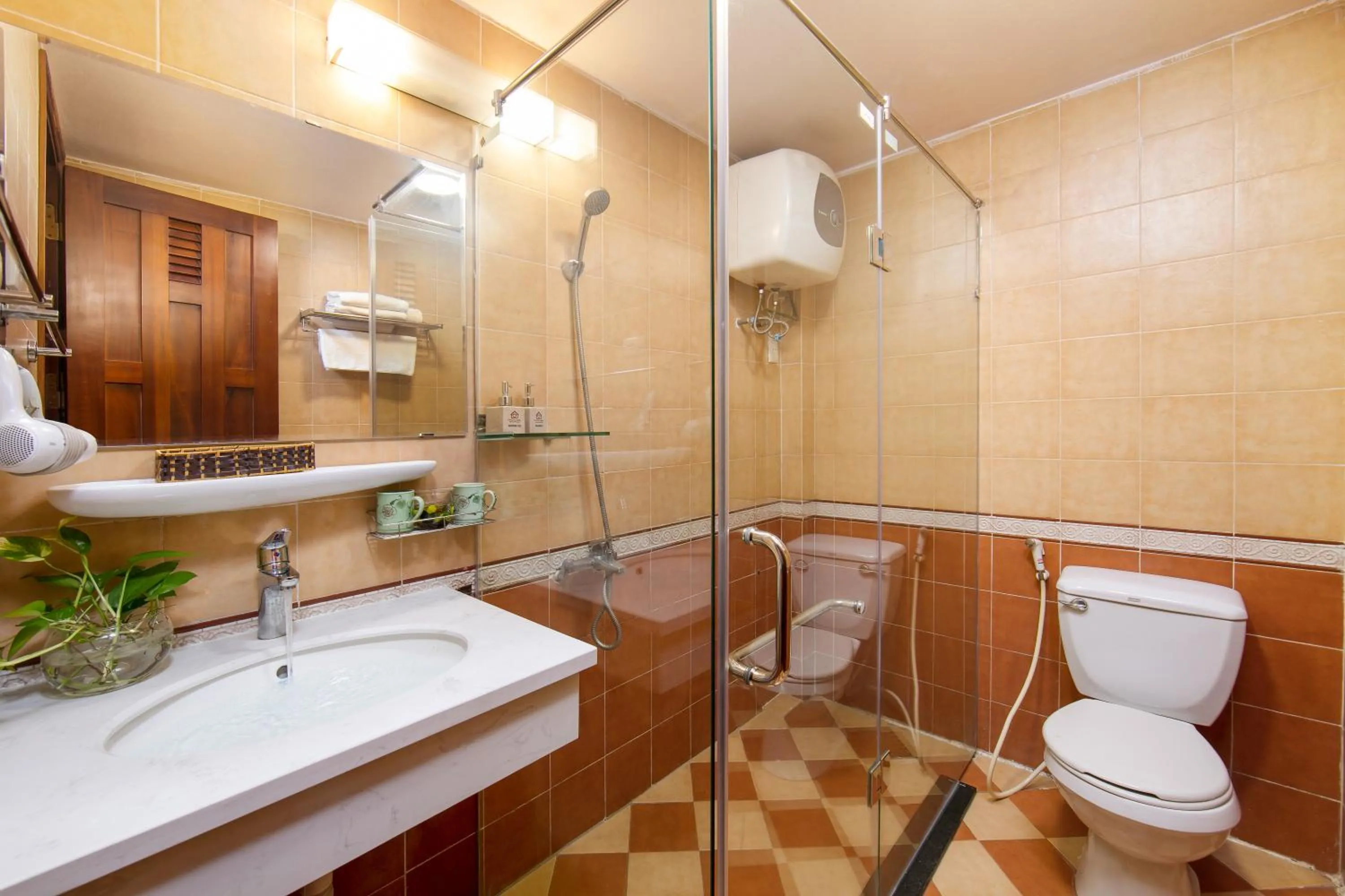 Shower in Impressive Boutique Hotel