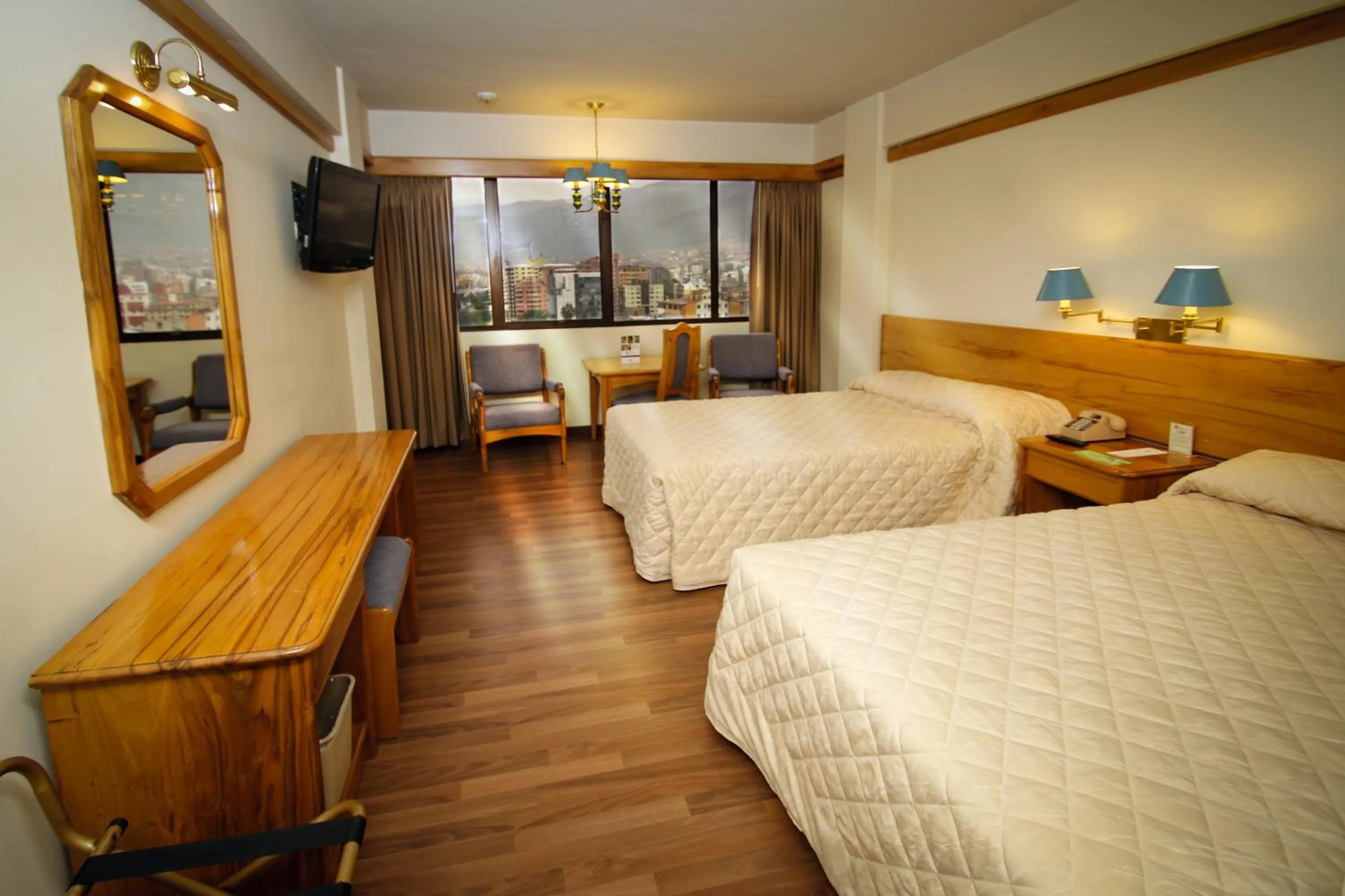 Photo of the whole room, Bed in Hotel Diplomat