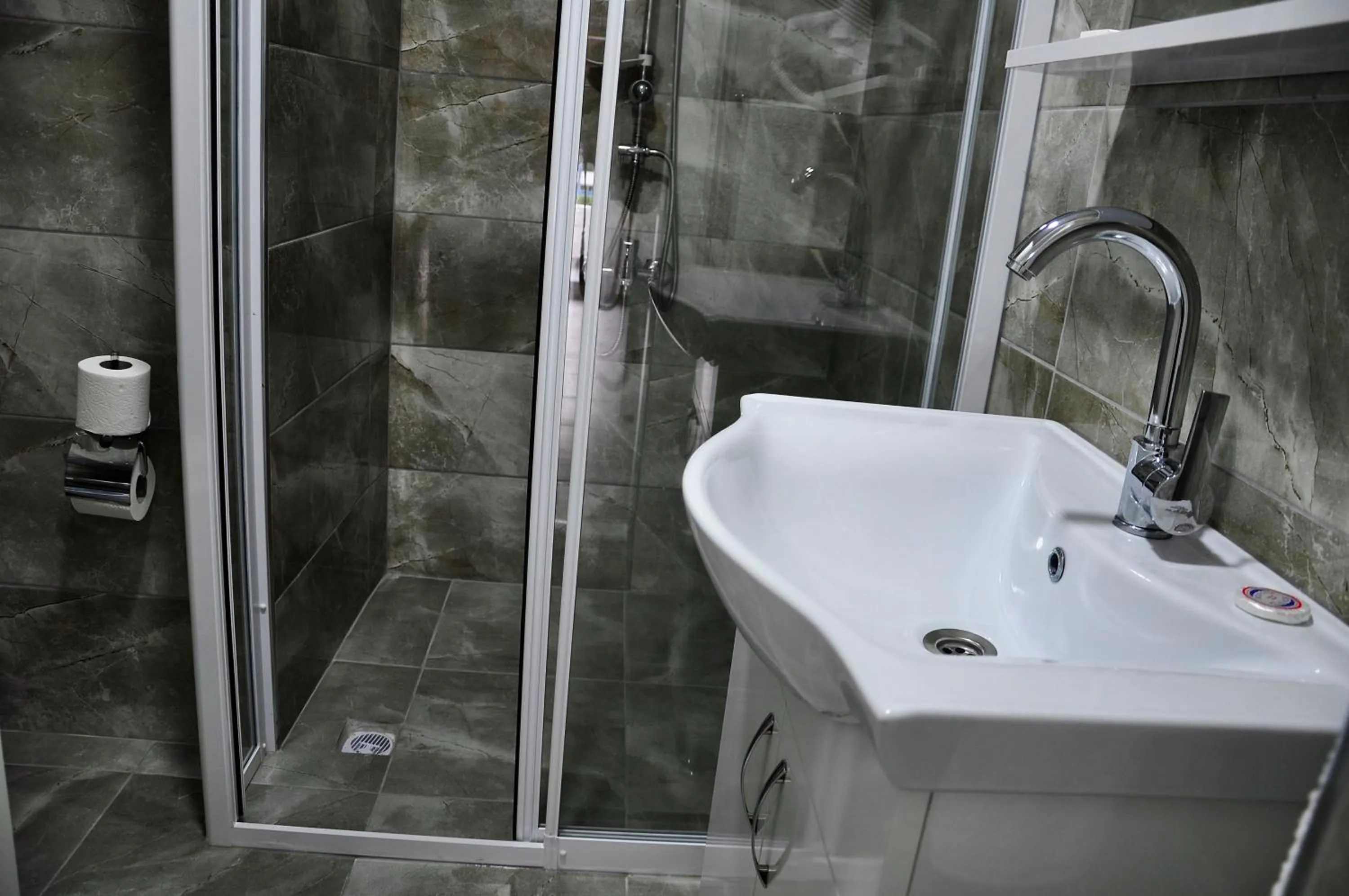 Bathroom in Evon Otel