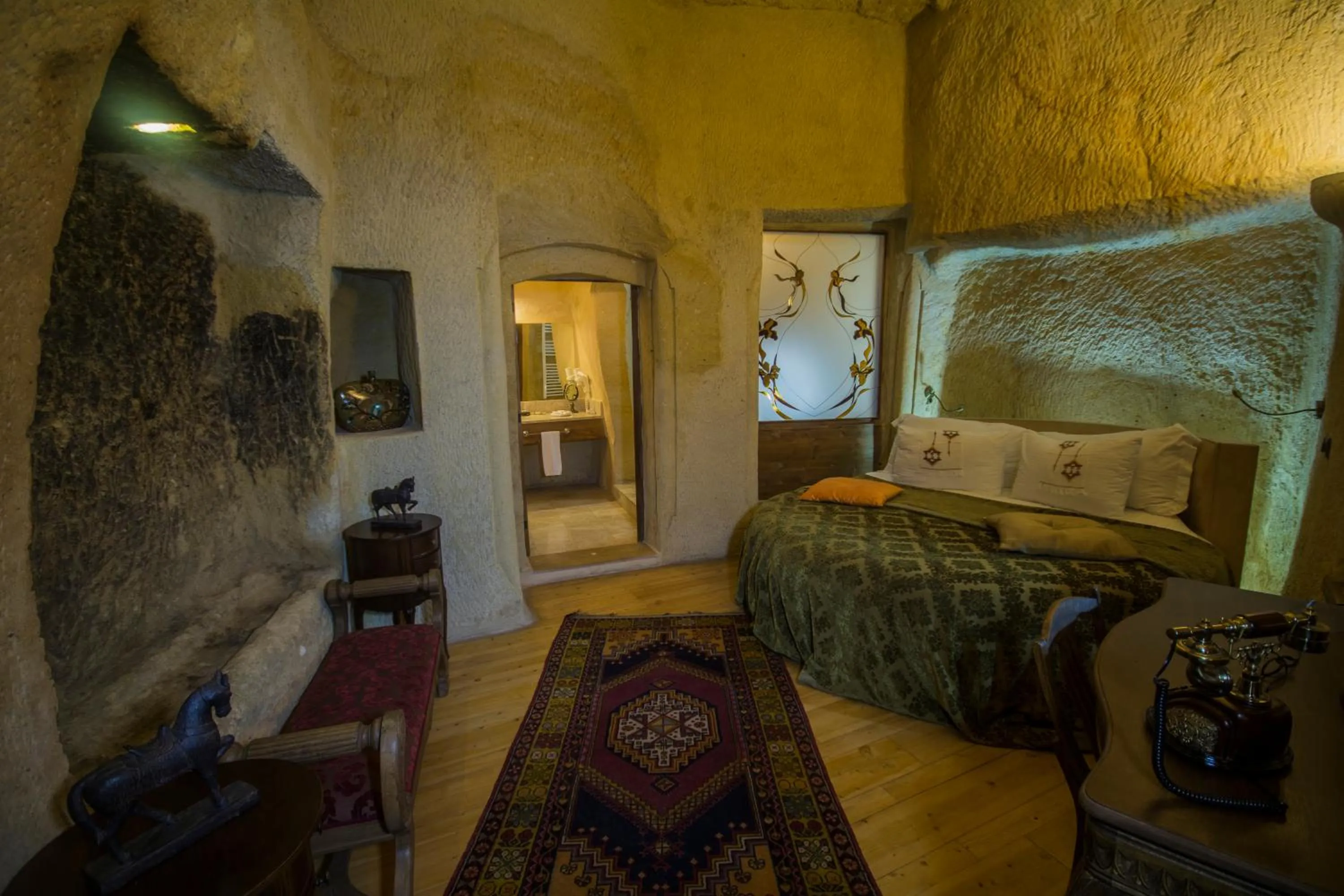 Bedroom, Bed in Fresco Cave Suites Cappadocia