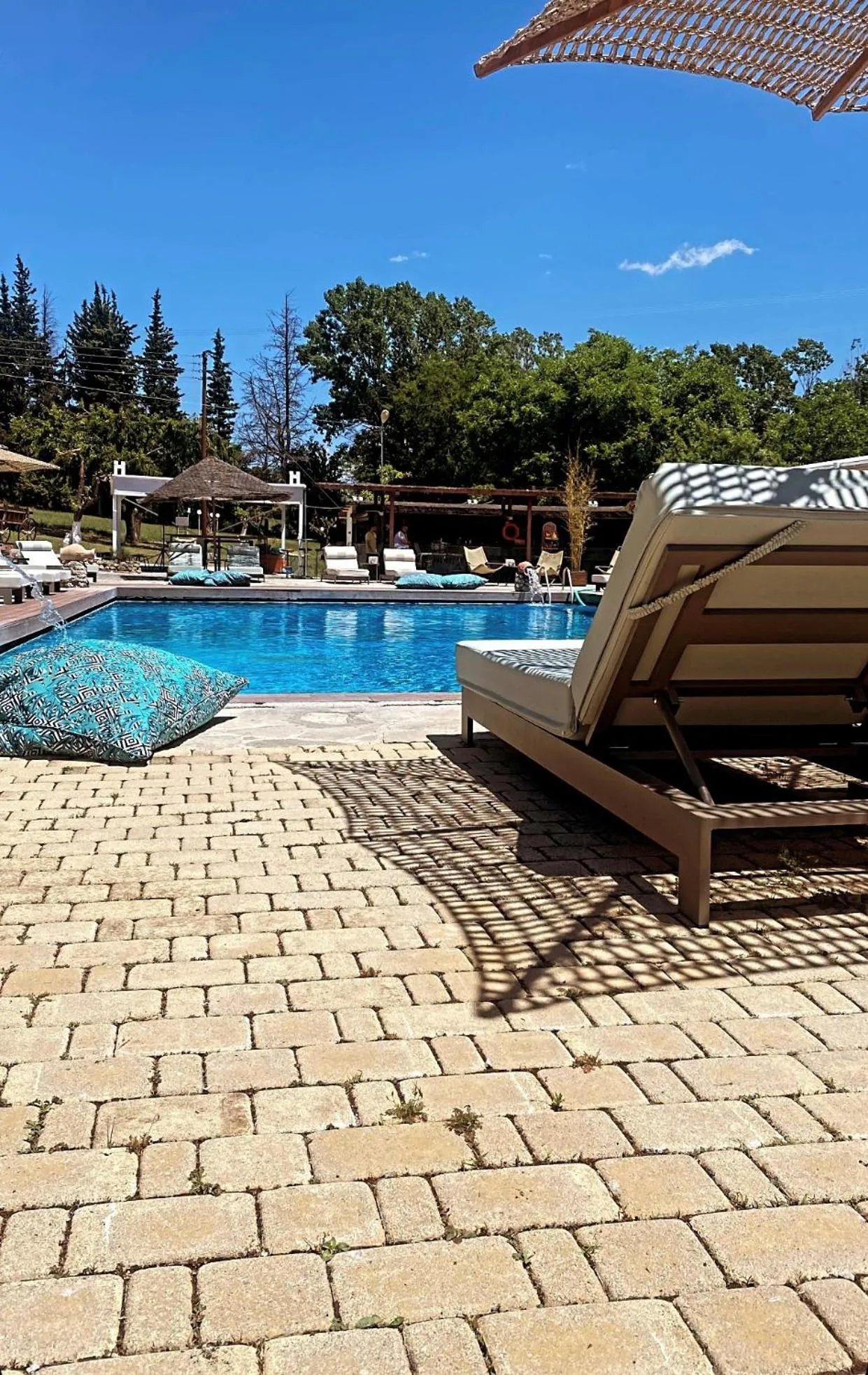 Swimming pool in Tselikas Hotel