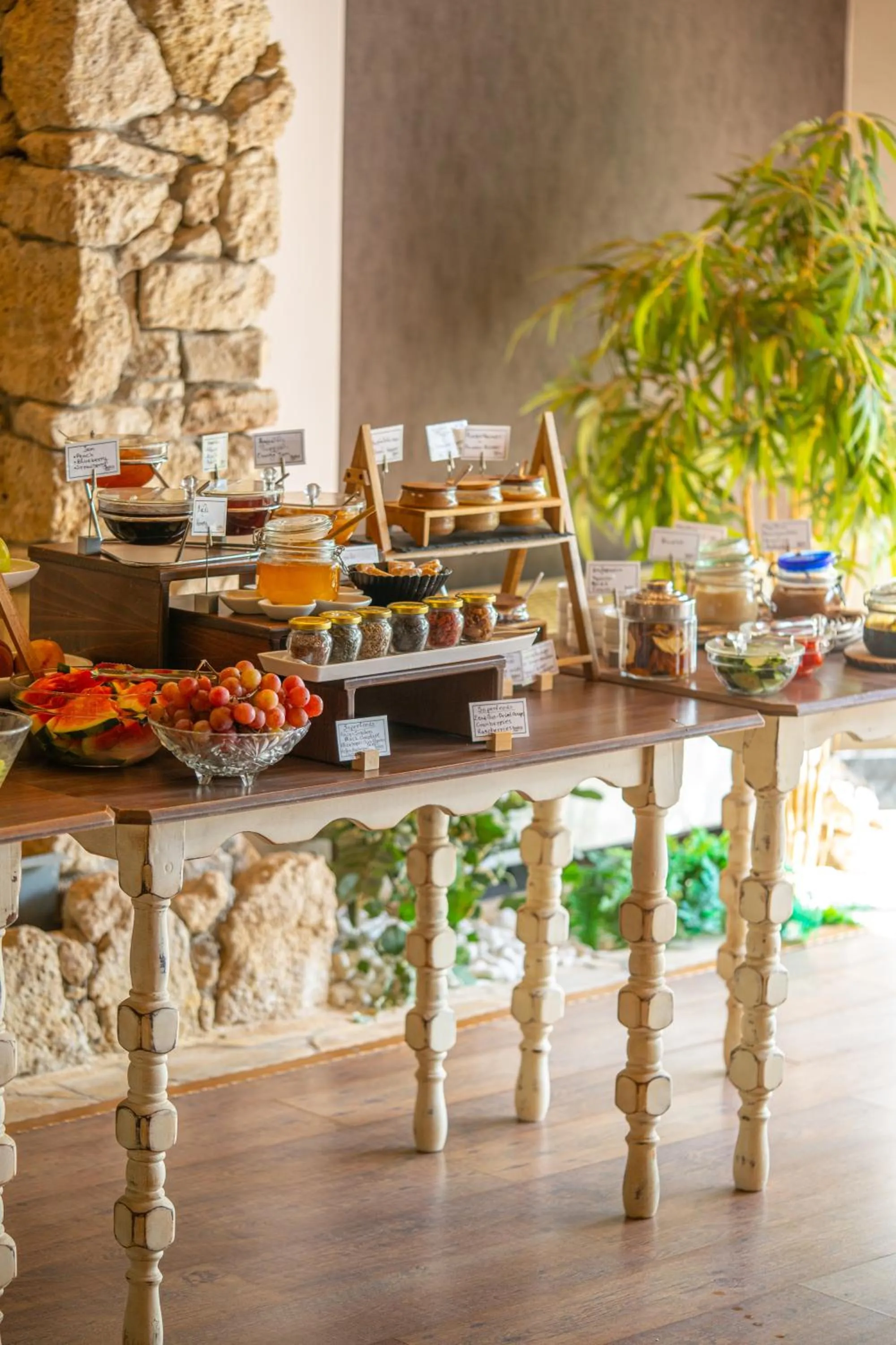 American breakfast in Tselikas Hotel