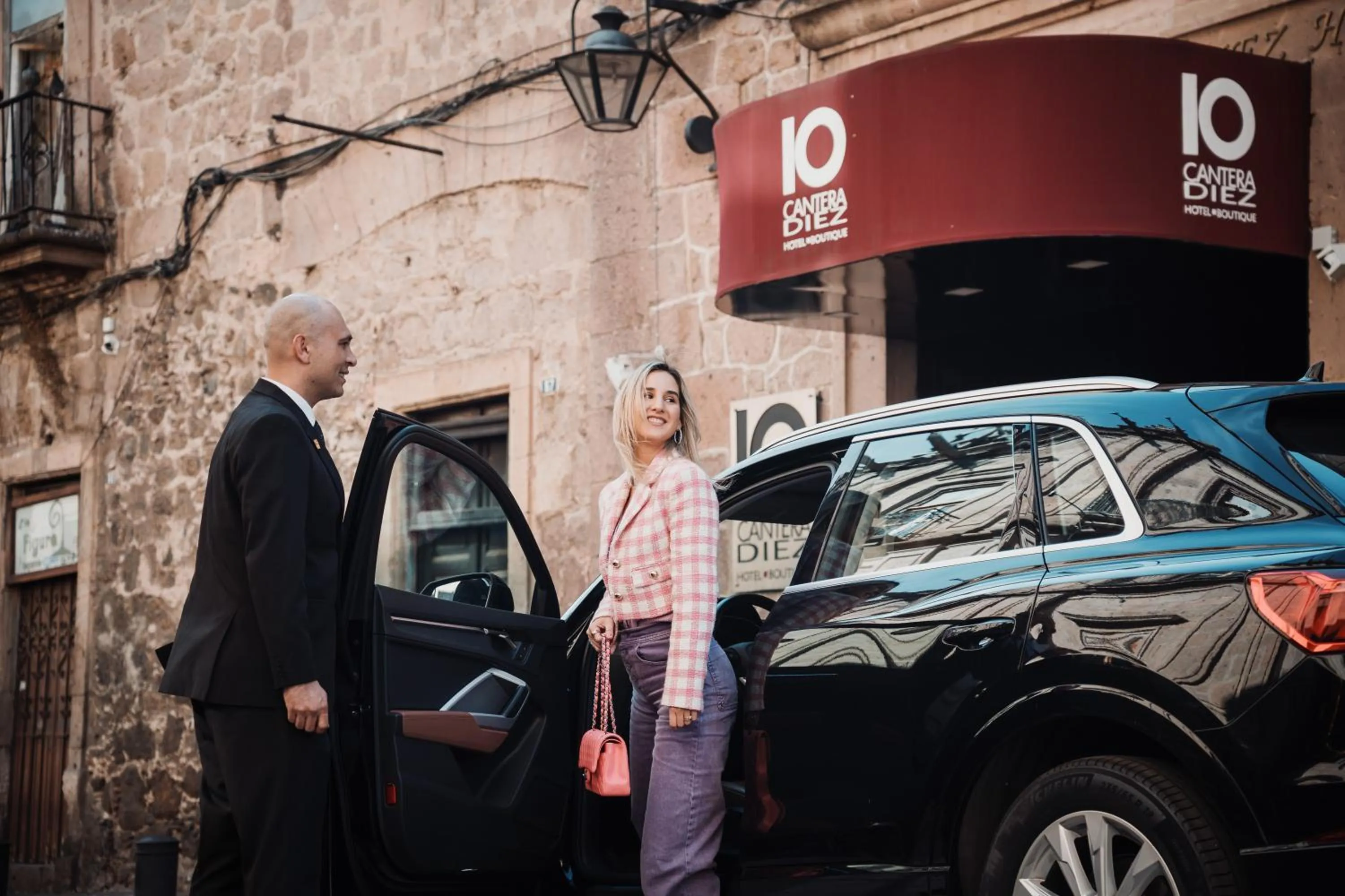 Lobby or reception in Cantera 10 Hotel Boutique