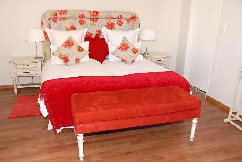 Photo of the whole room, Bed in Villa Moringa Guesthouse