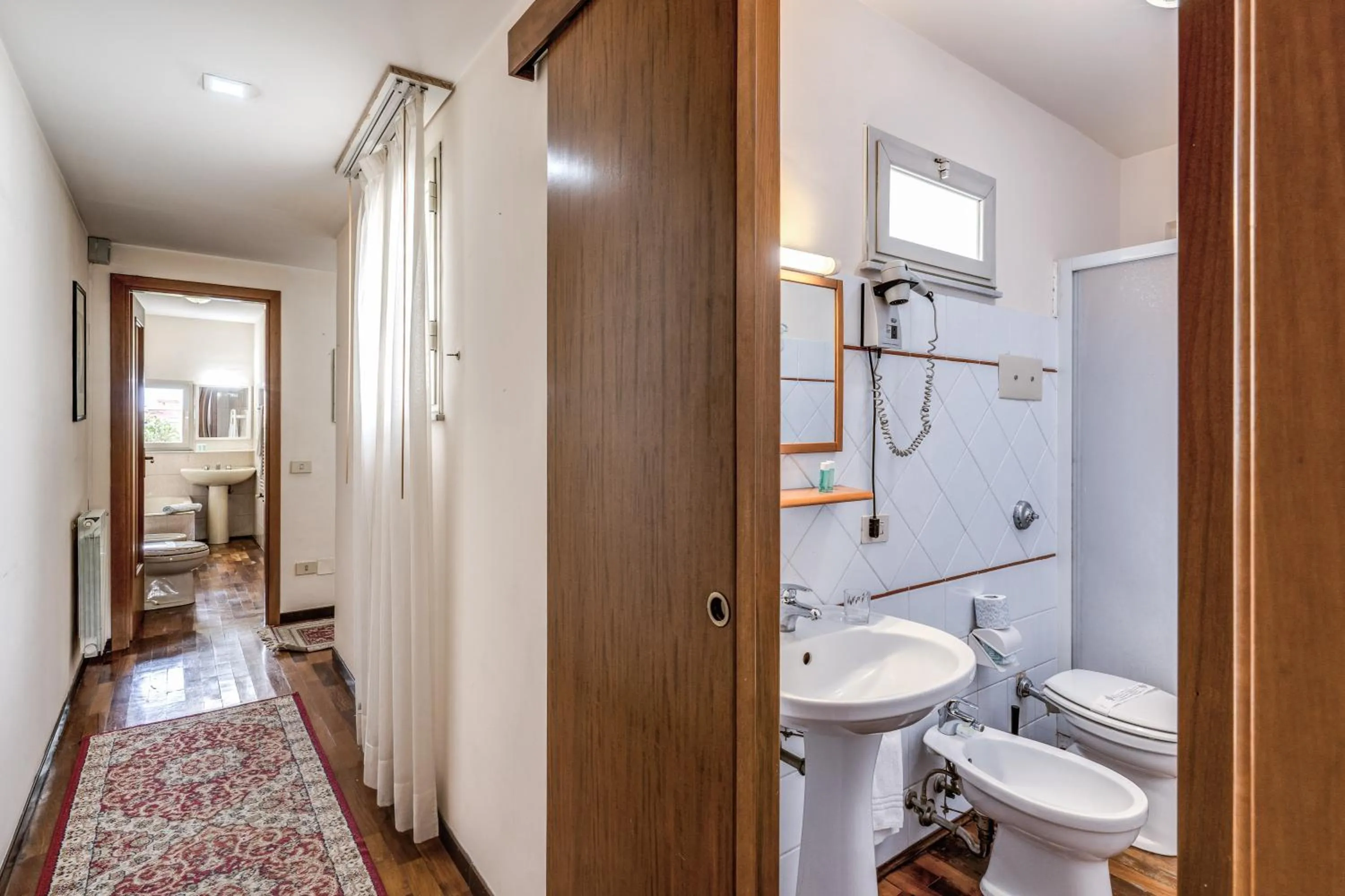 Bathroom in Hotel La Residenza