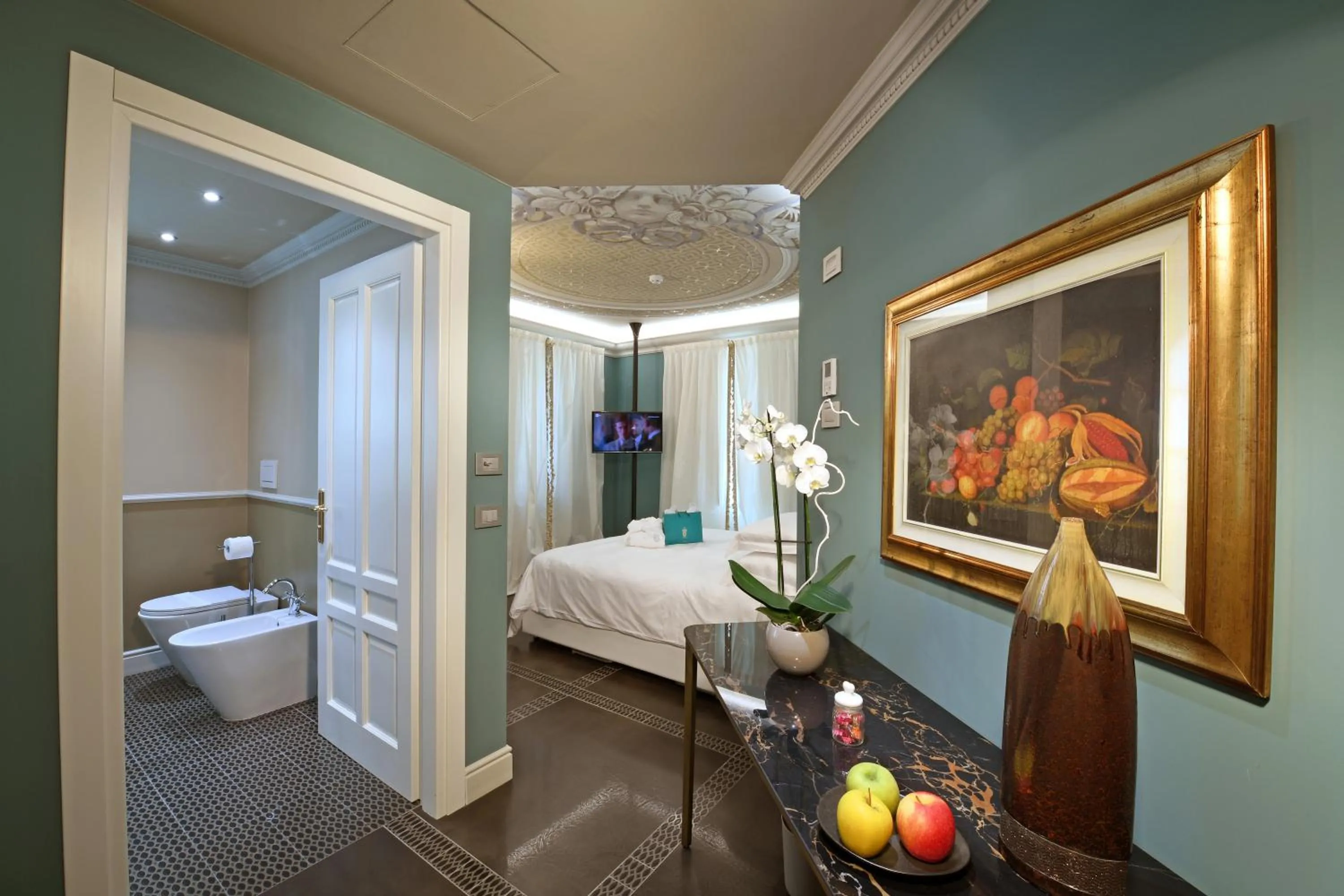 Photo of the whole room, Bed in La Ribezza Boutique Hotel