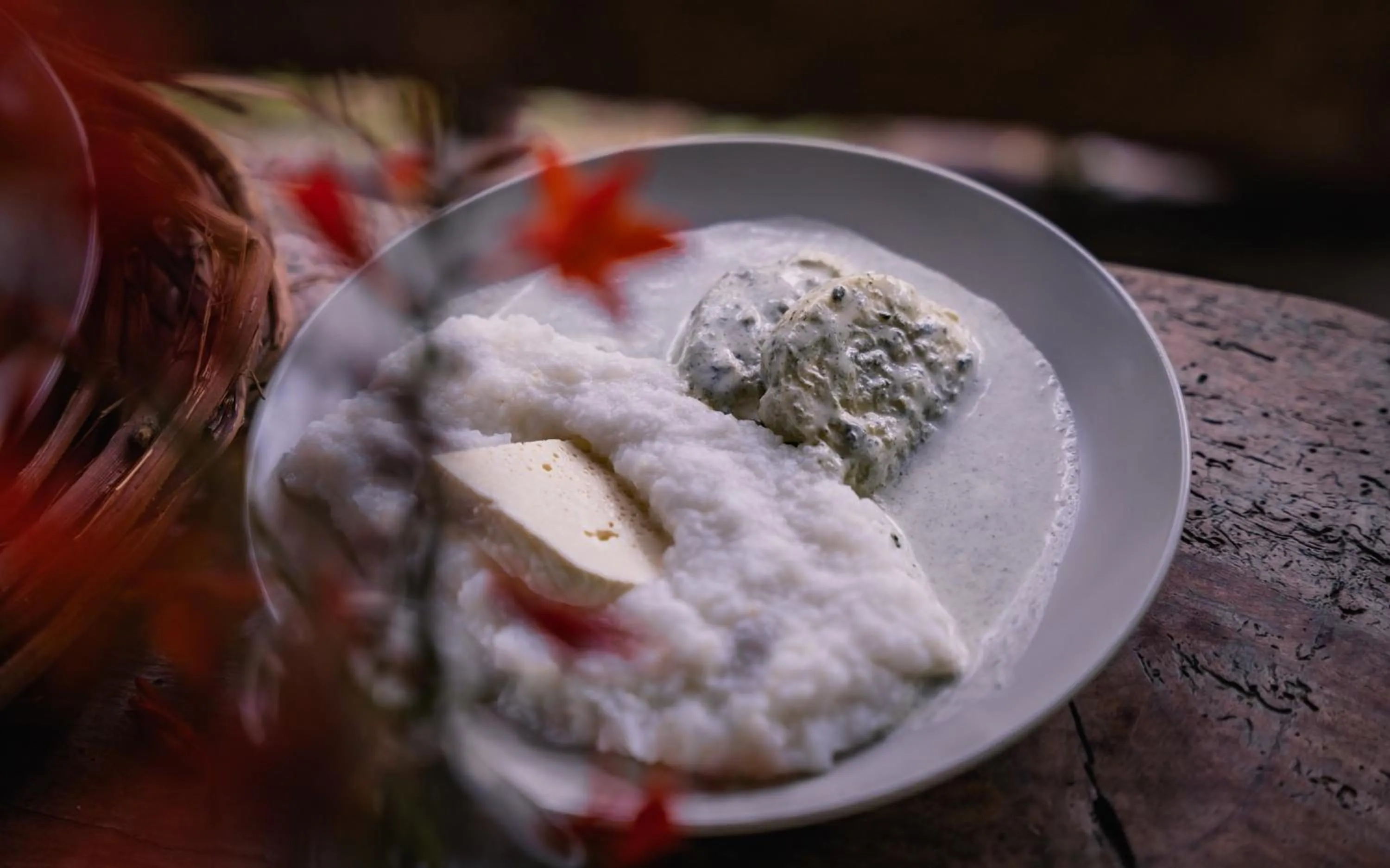 Food in Menabde Winery