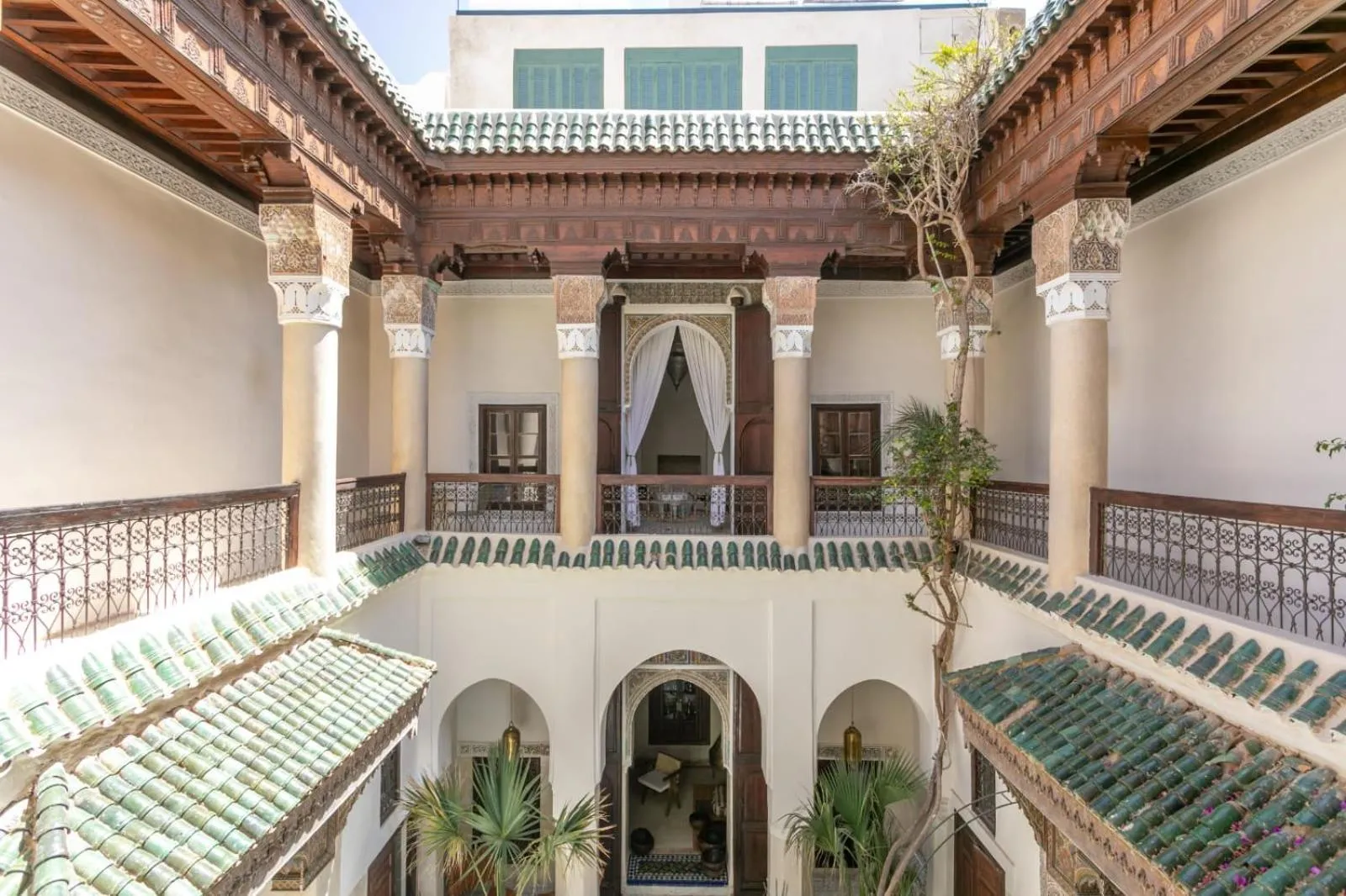 Property building in Riad Safar