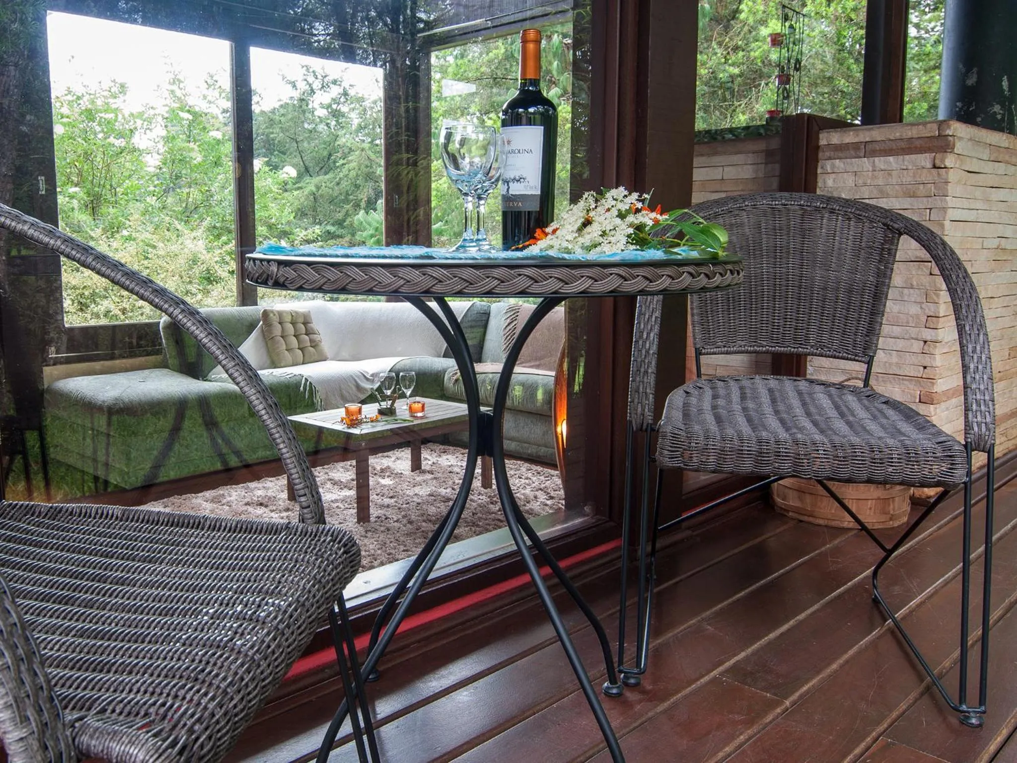 Dining area in Pousada Jardim das Montanhas