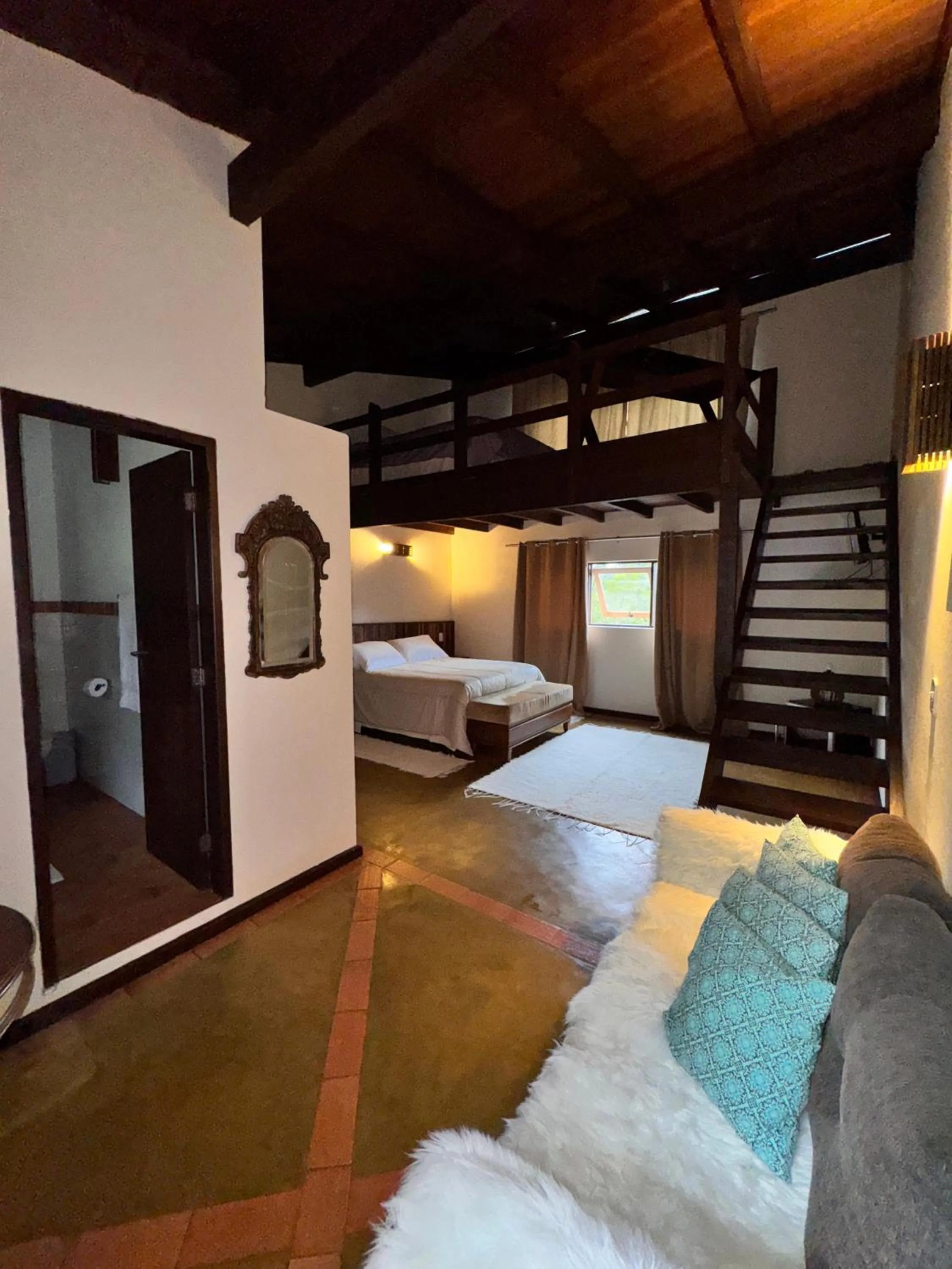 Bedroom, Bed in Pousada Jardim das Montanhas