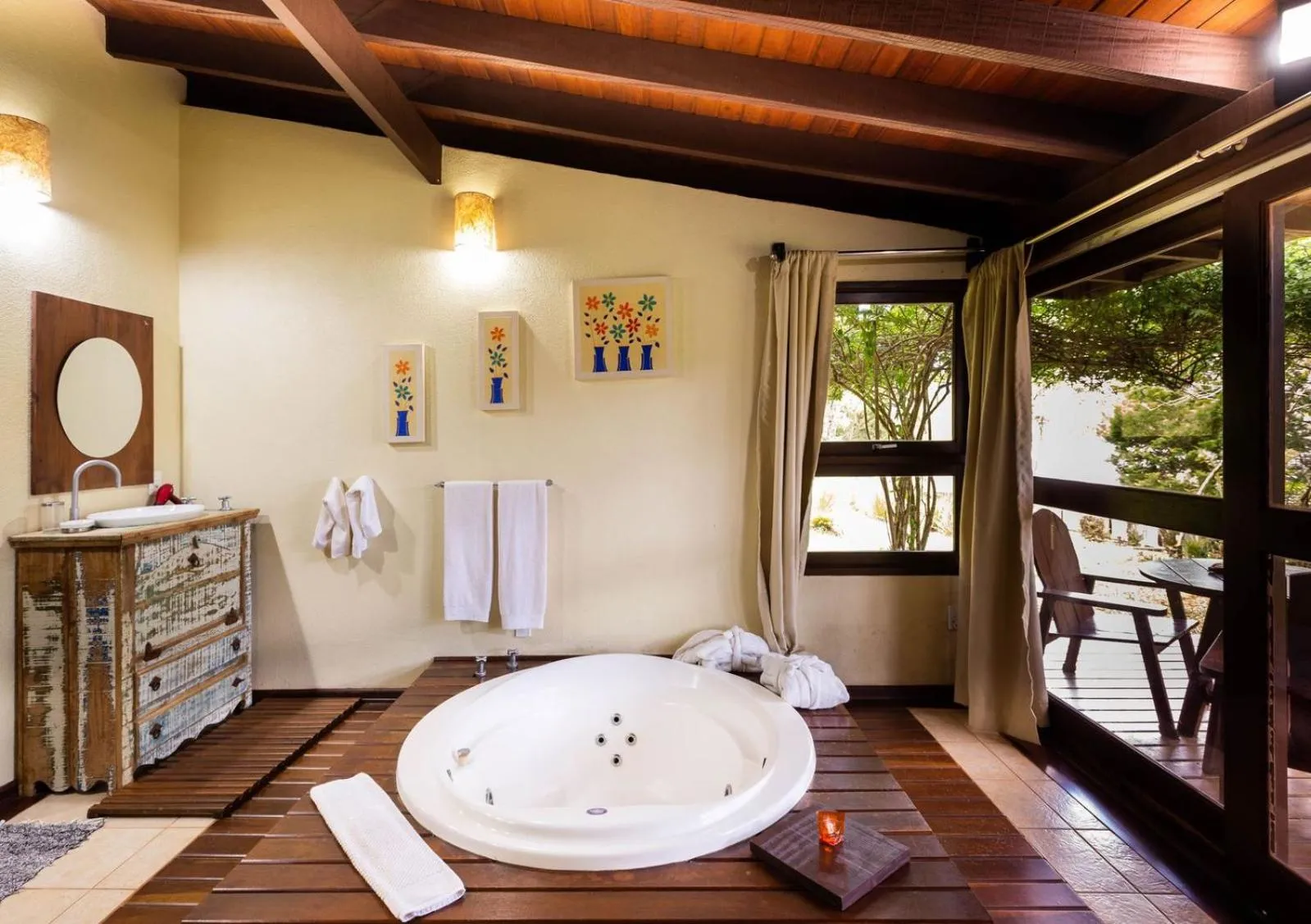 Bath in Pousada Jardim das Montanhas