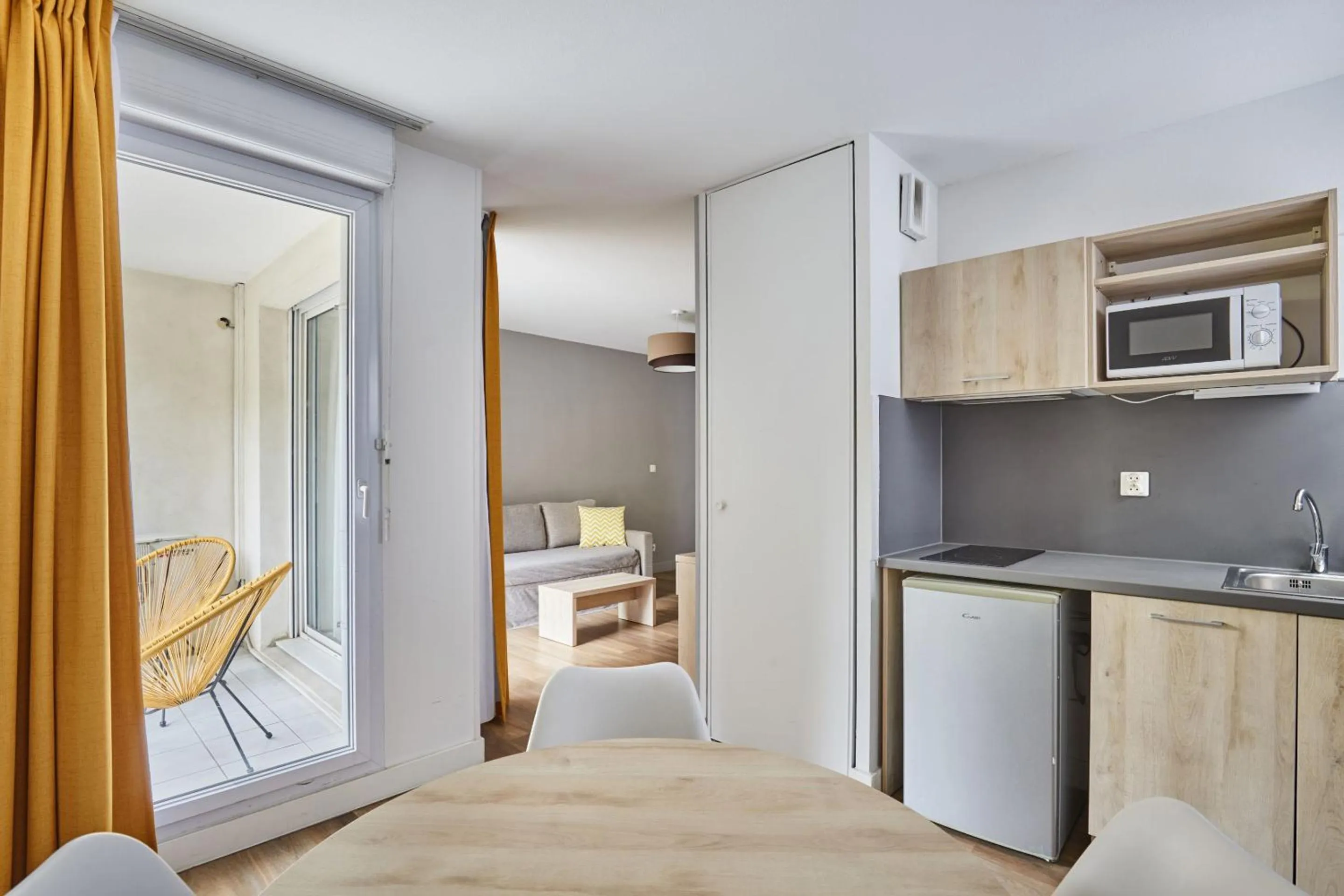 Bed in Appart Hotel Odalys City Aix en Provence Le Clos de la Chartreuse