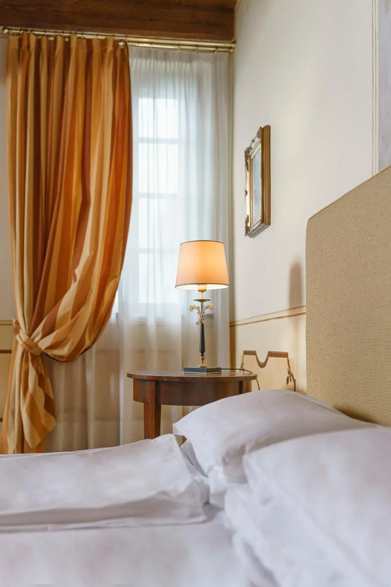 Suite - single occupancy in Hotel Villa Policreti Suite - single occupancy in Hotel Villa Policreti