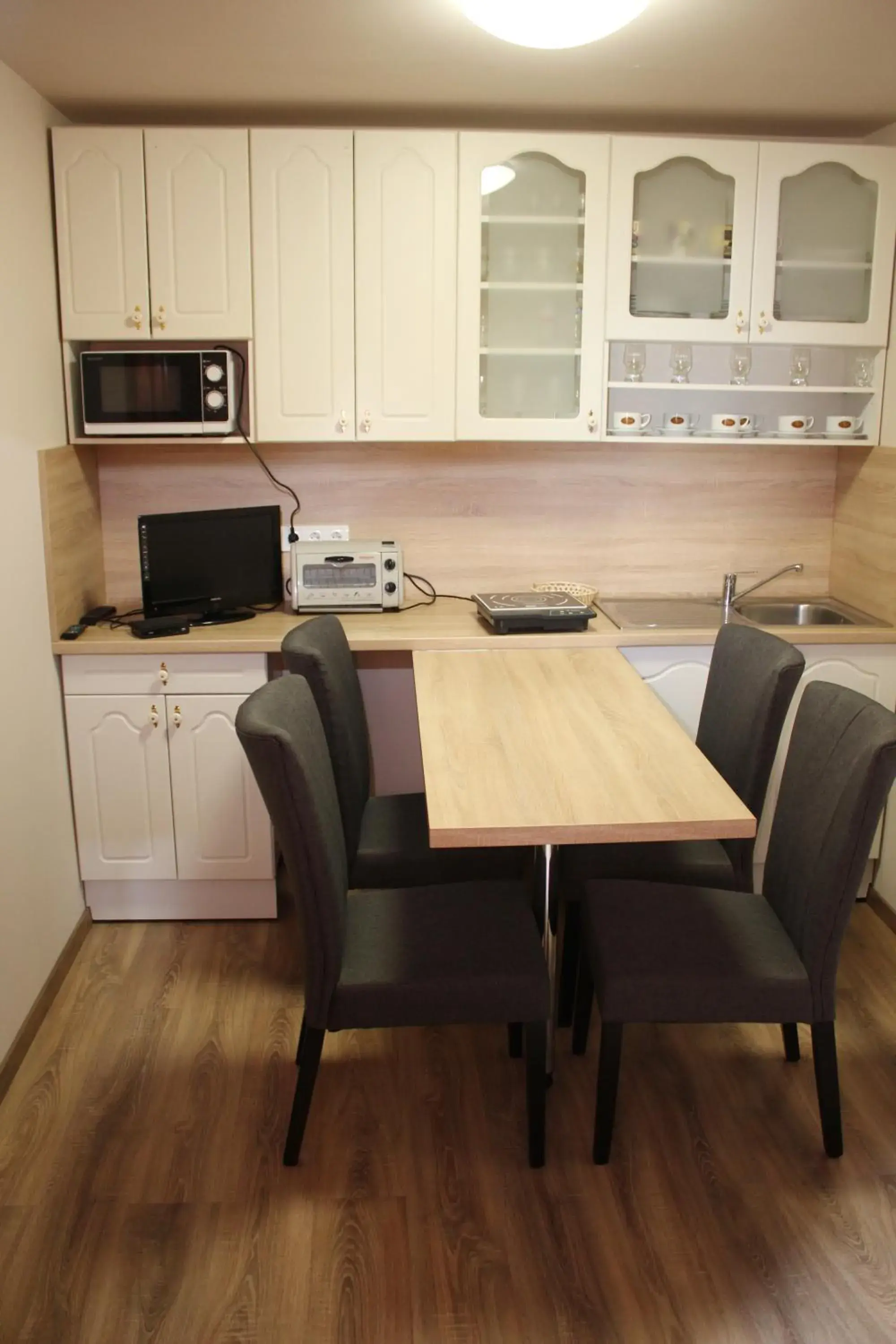 Apartment - single occupancy in King Arthur Panzió Apartment - single occupancy in King Arthur Panzió