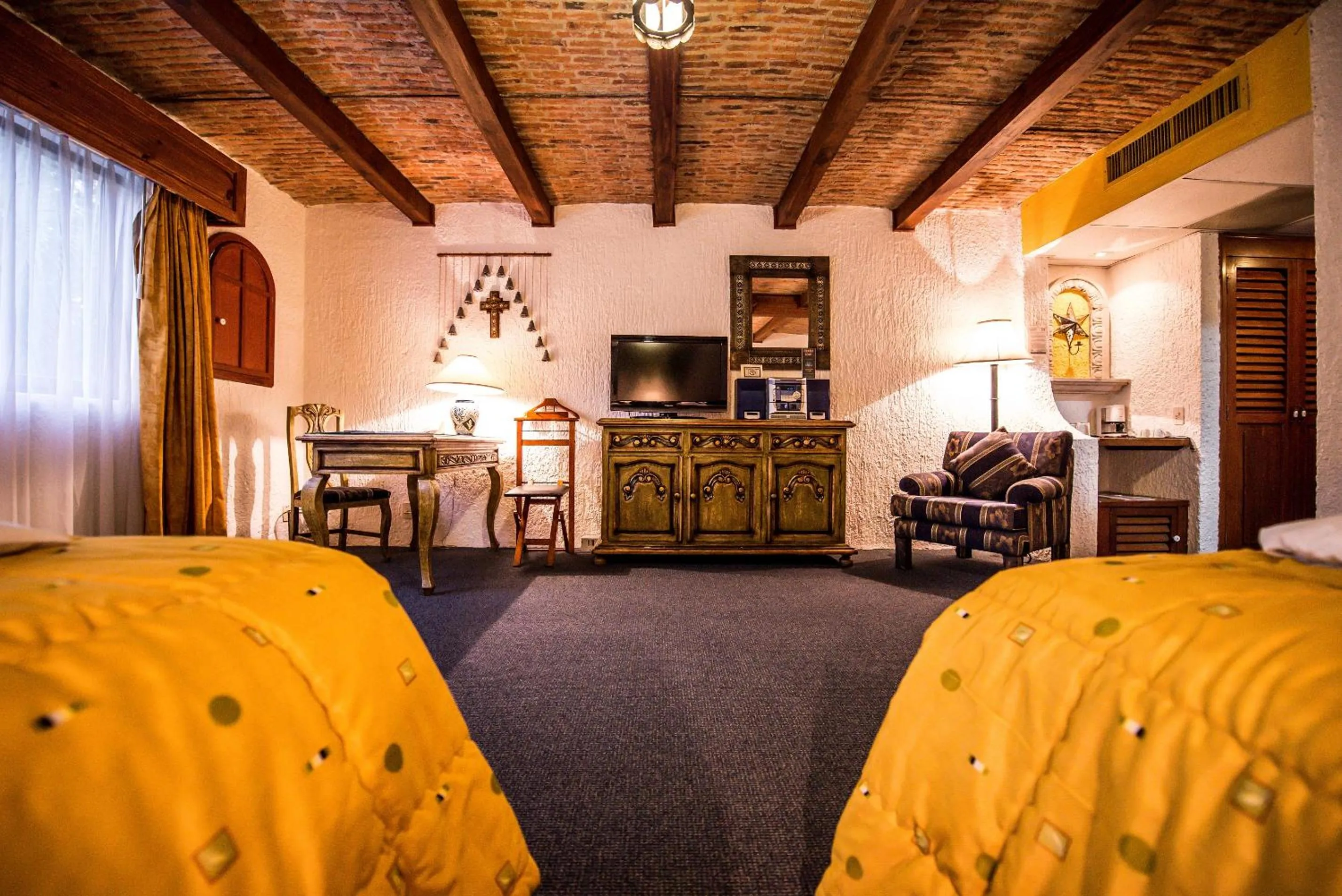 Photo of the whole room in Hotel La Mansion del Sol