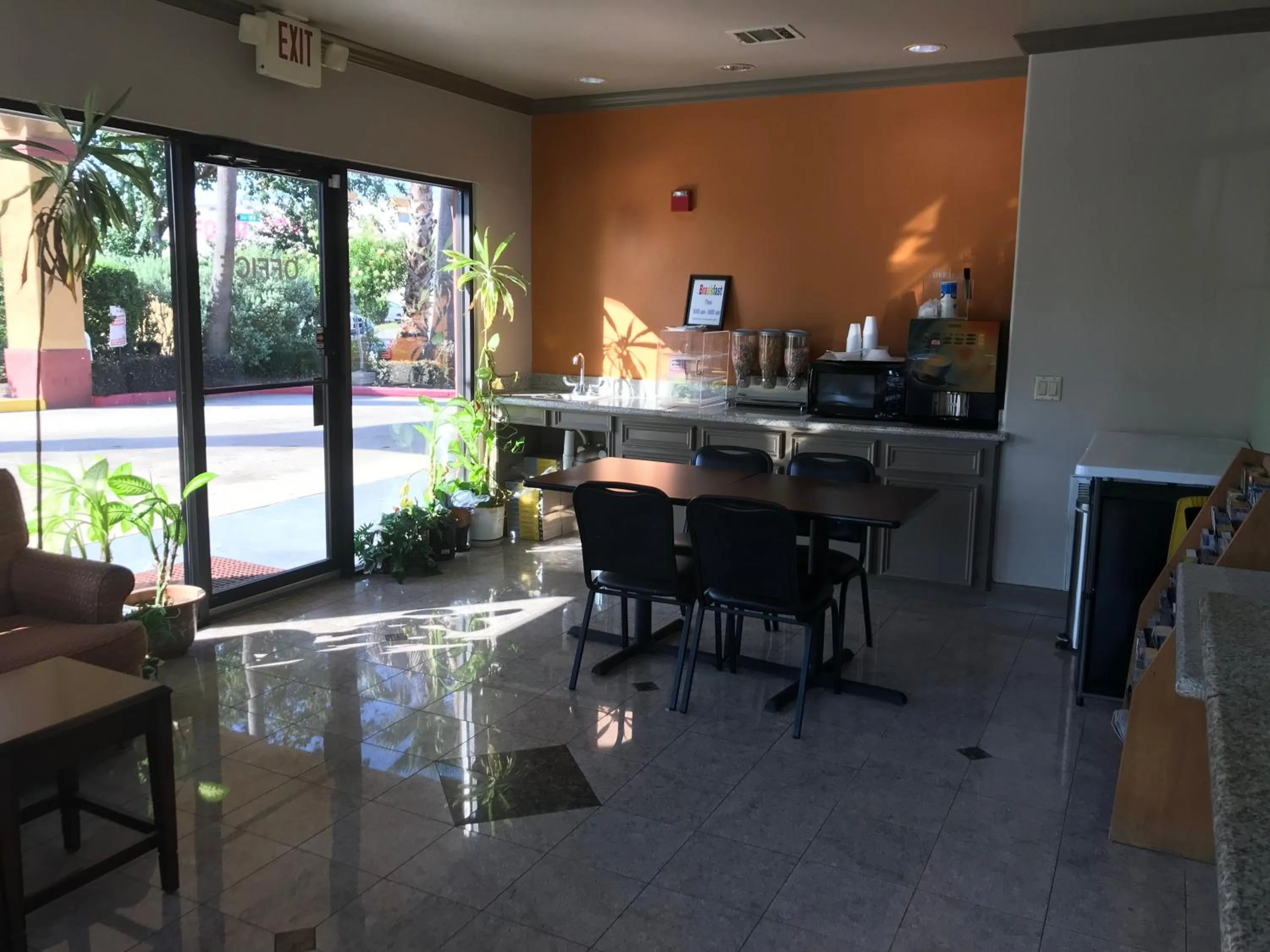 Camelot Inn and Suites