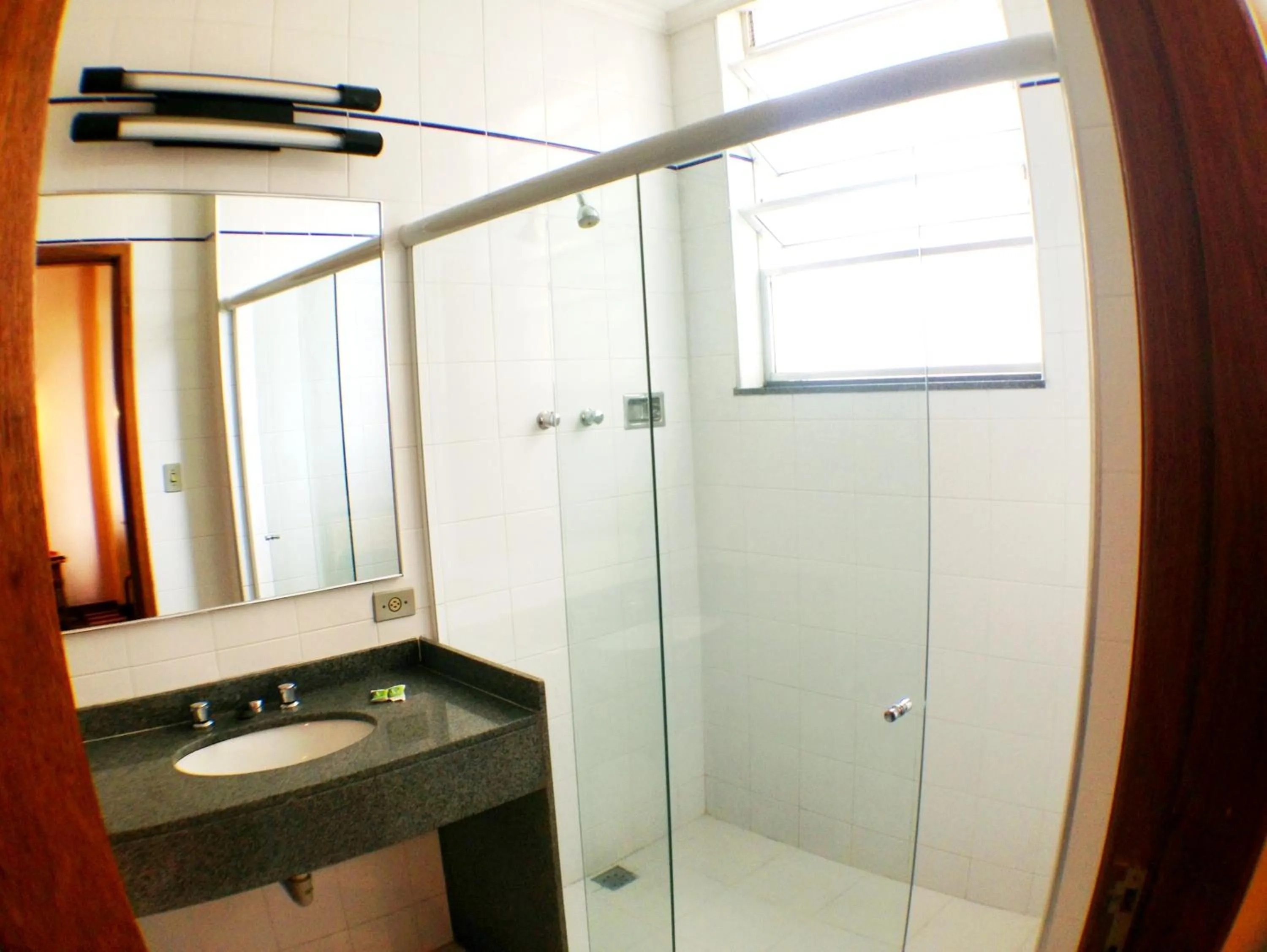 Bathroom in Itajubá Hotel