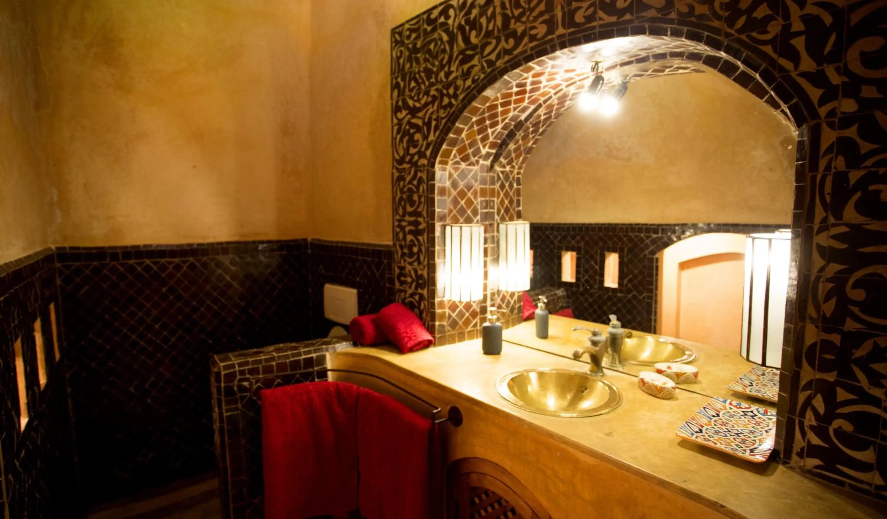 Bathroom in Riad Lorsya