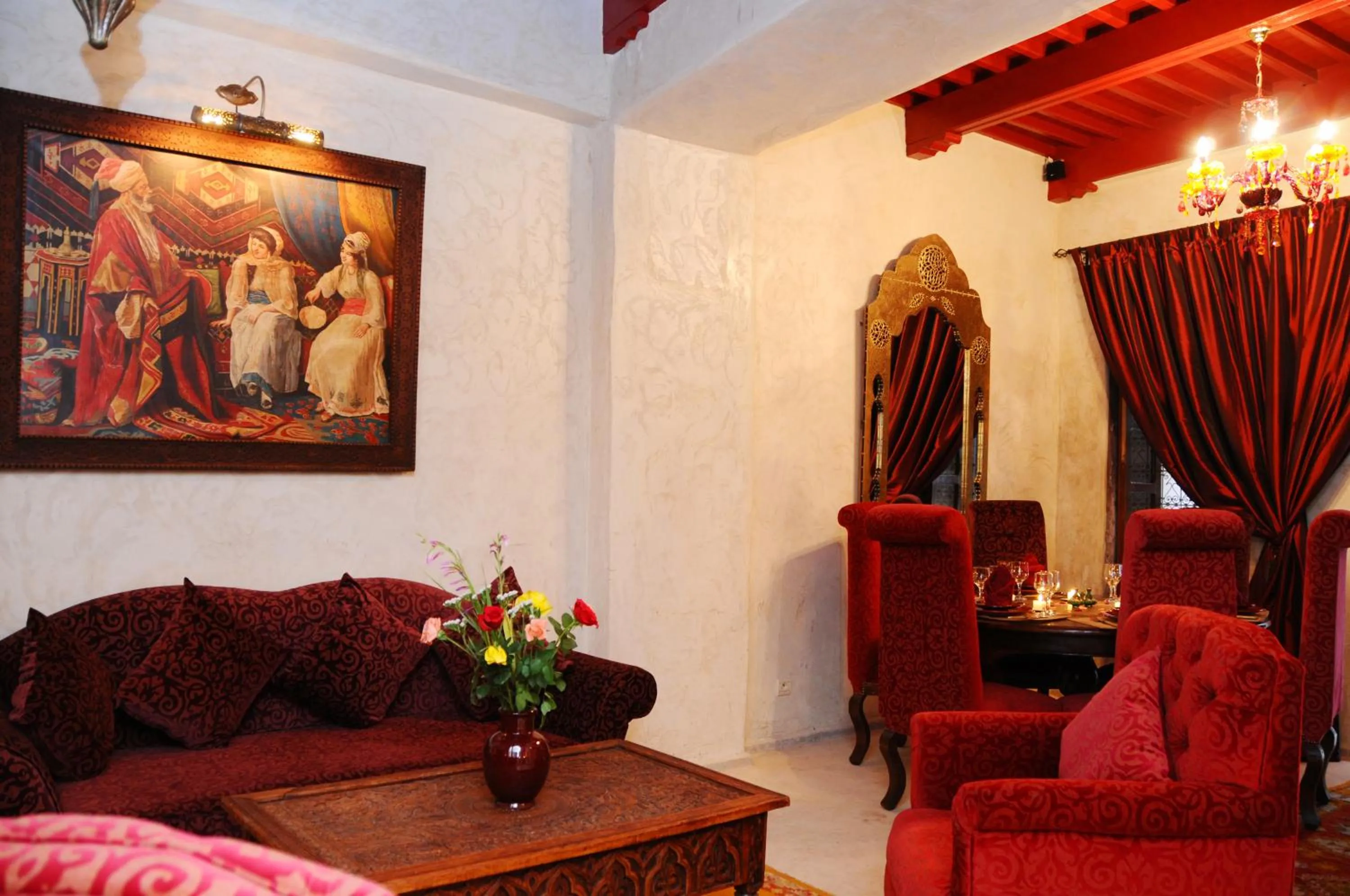 Restaurant/places to eat in Riad Lorsya