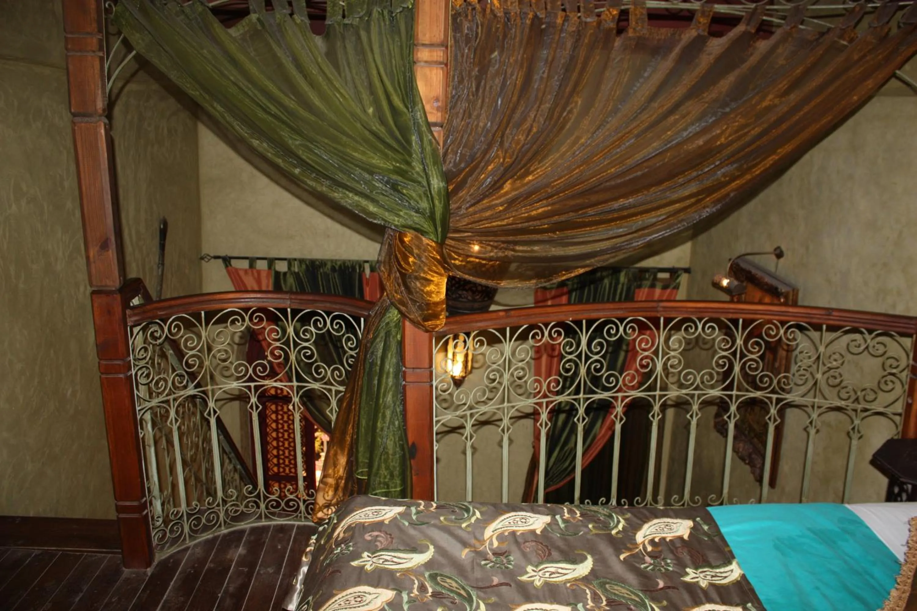 bunk bed, Bed in Riad Lorsya