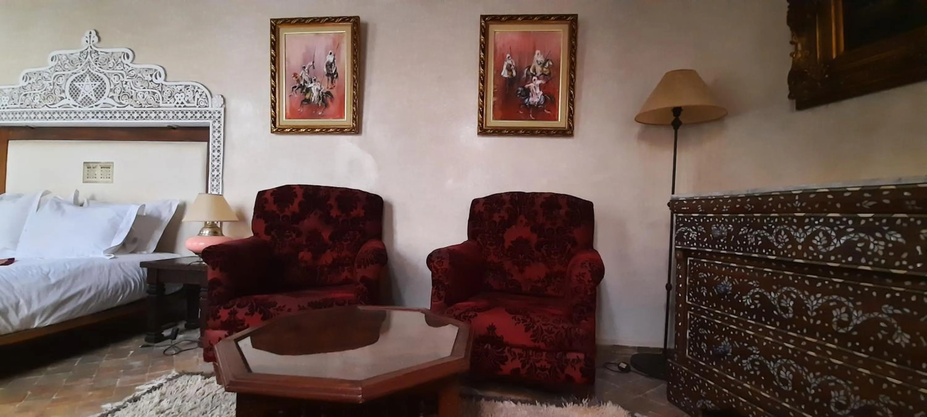 Living room, Bed in Riad Lorsya