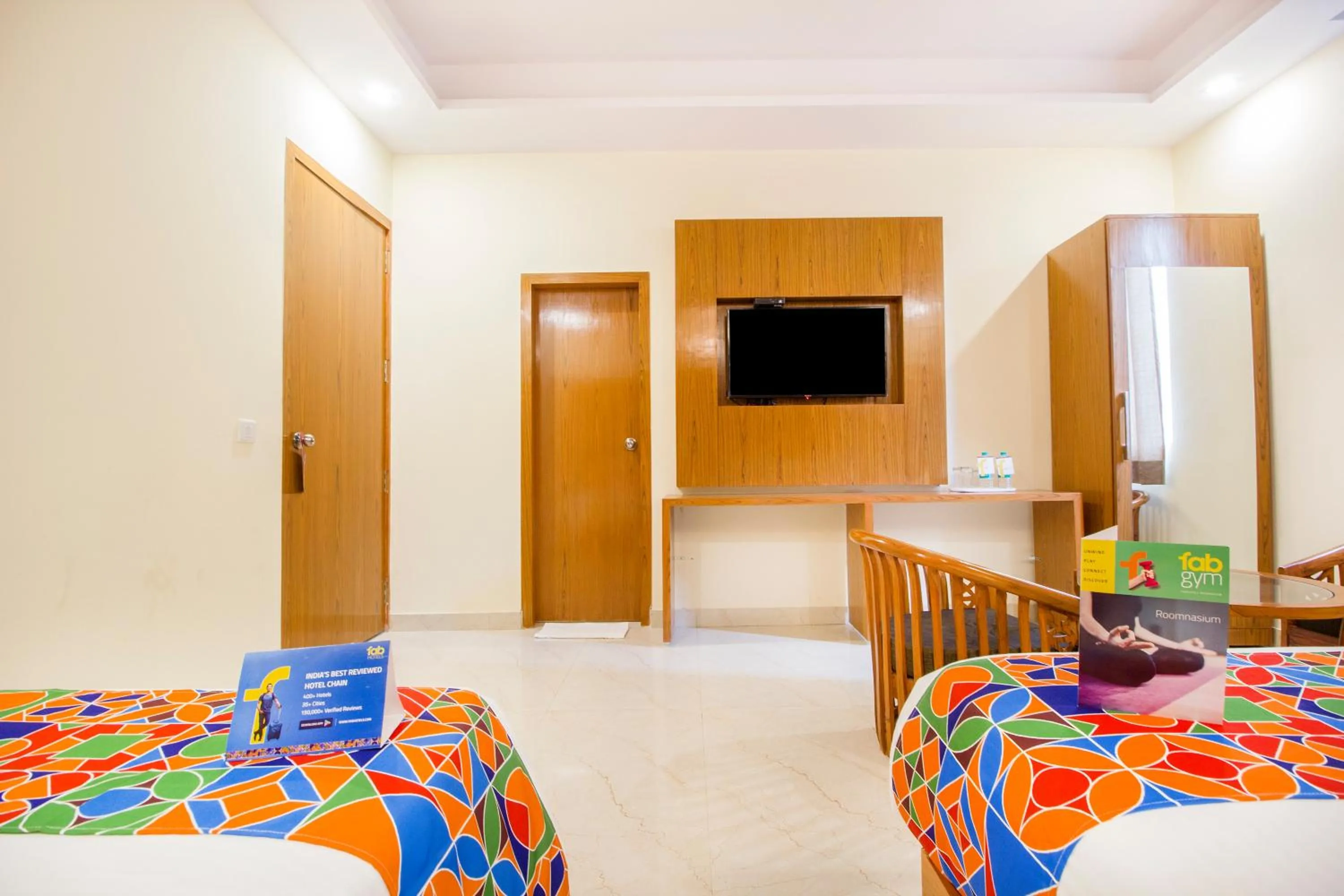 TV and multimedia, Bed in FabHotel Aries - Nr IGI Airport New Delhi