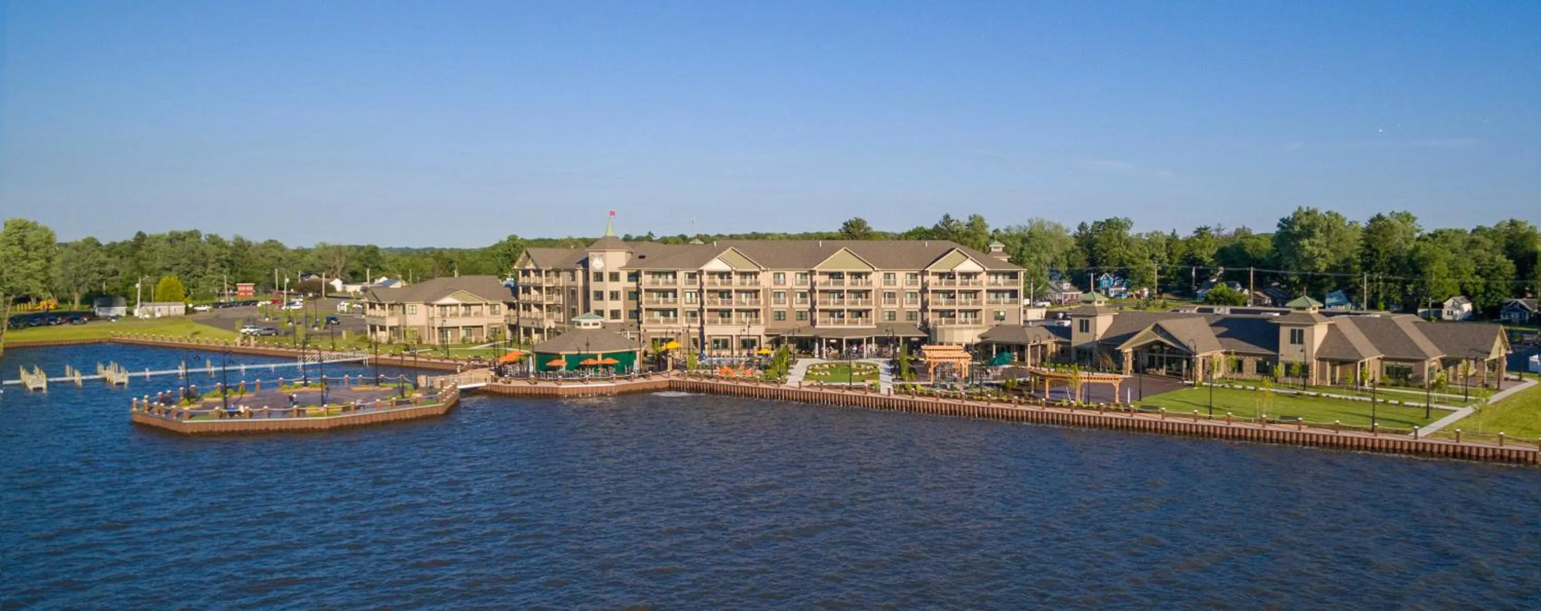 Bird's eye view in Chautauqua Harbor Hotel - Jamestown