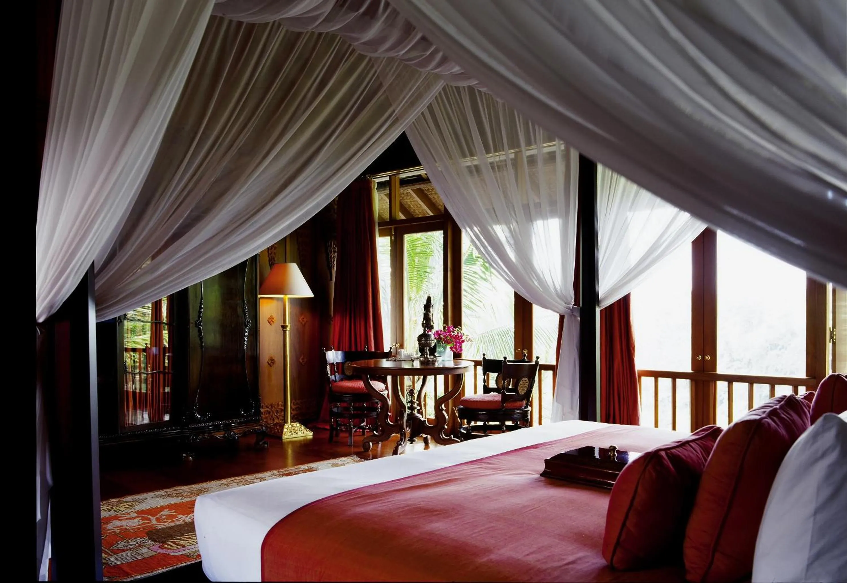 Photo of the whole room, Bed in COMO Shambhala Estate
