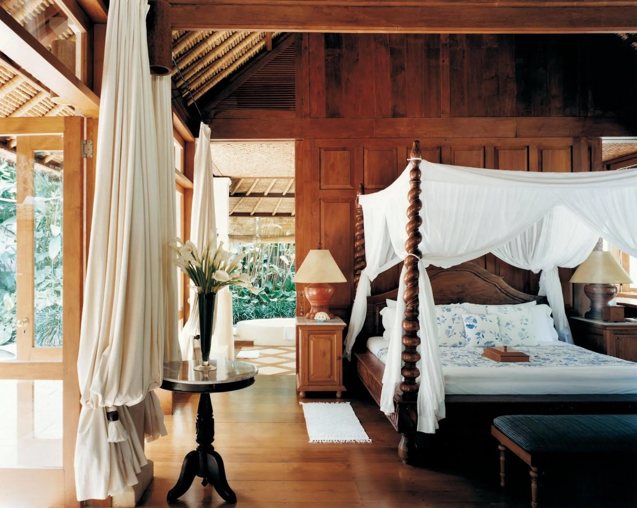 Photo of the whole room, Bed in COMO Shambhala Estate