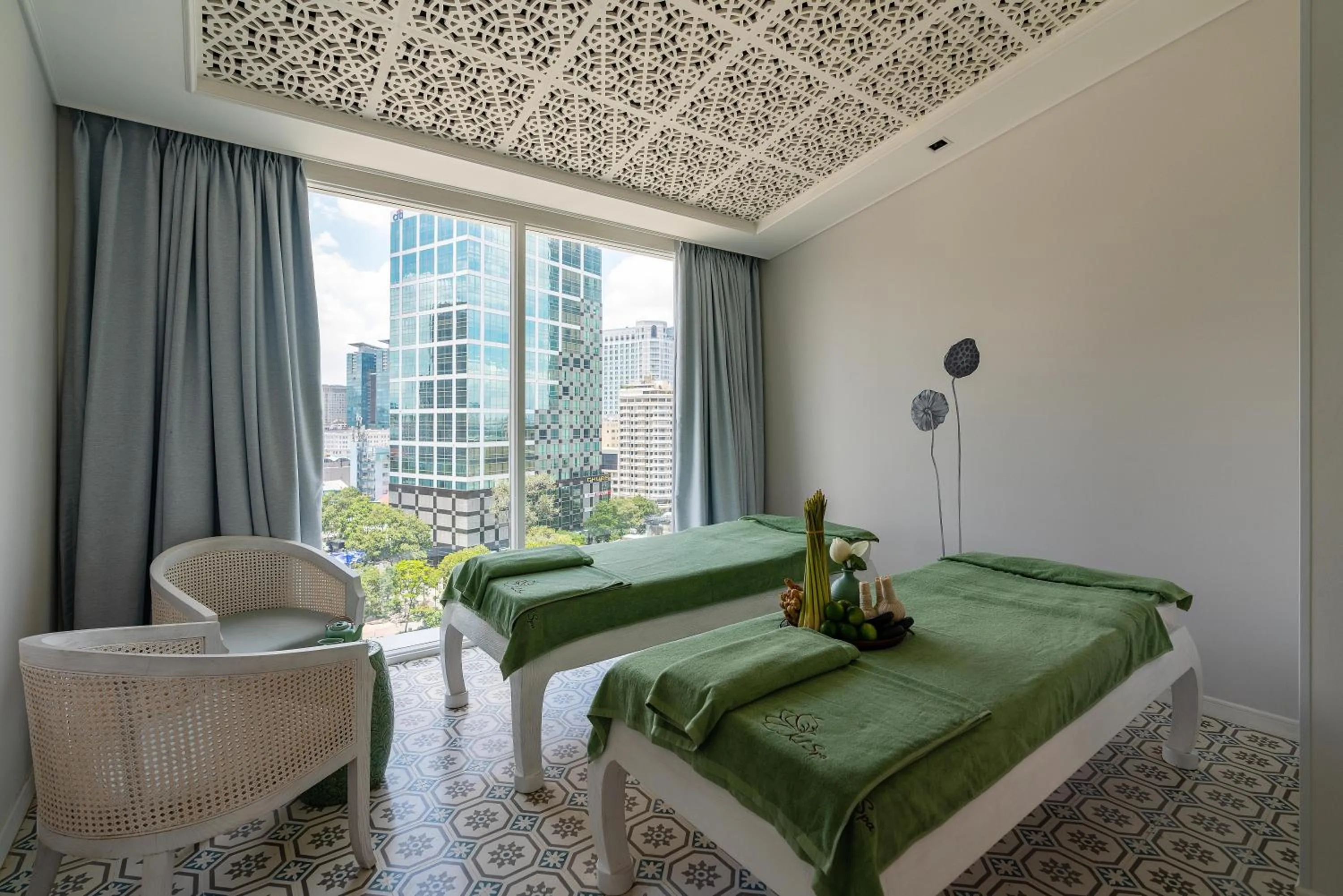 Massage in Au Lac Charner Hotel