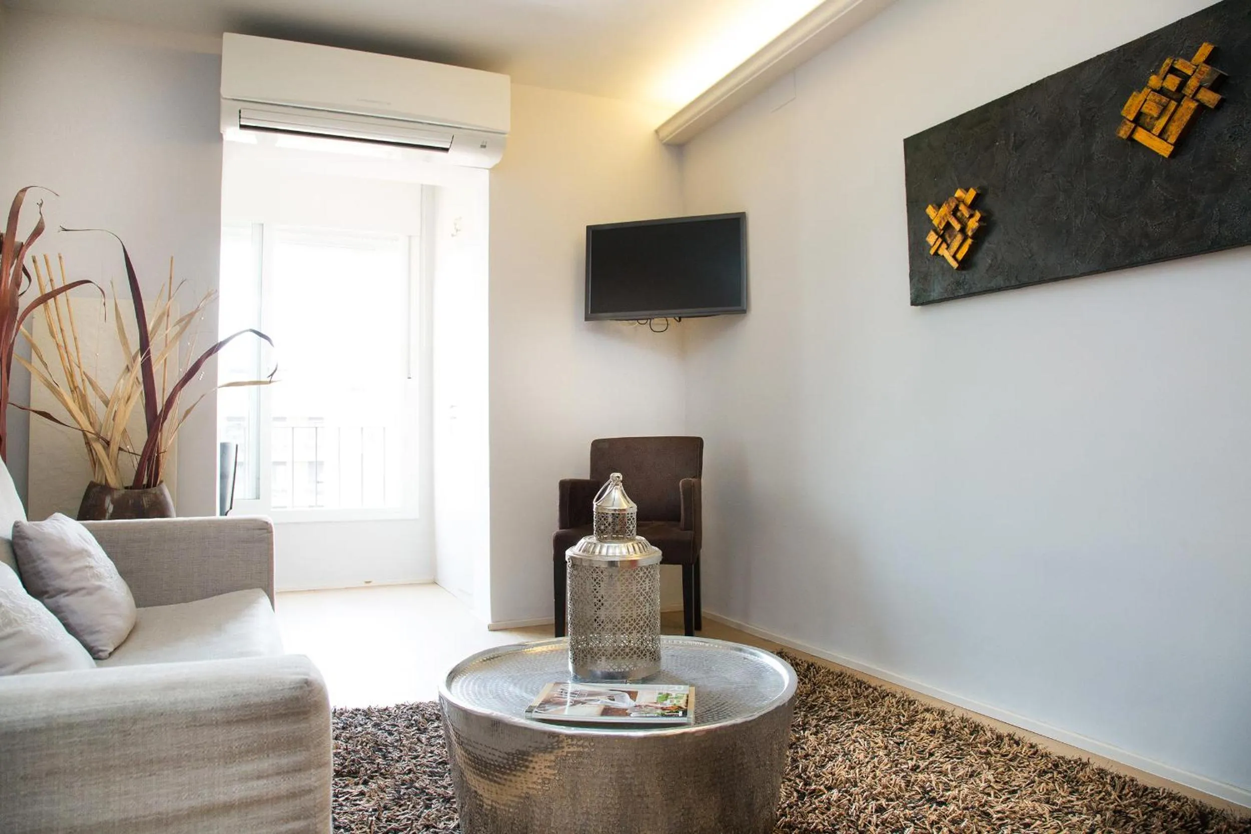 Living room in Opening Doors Aribau