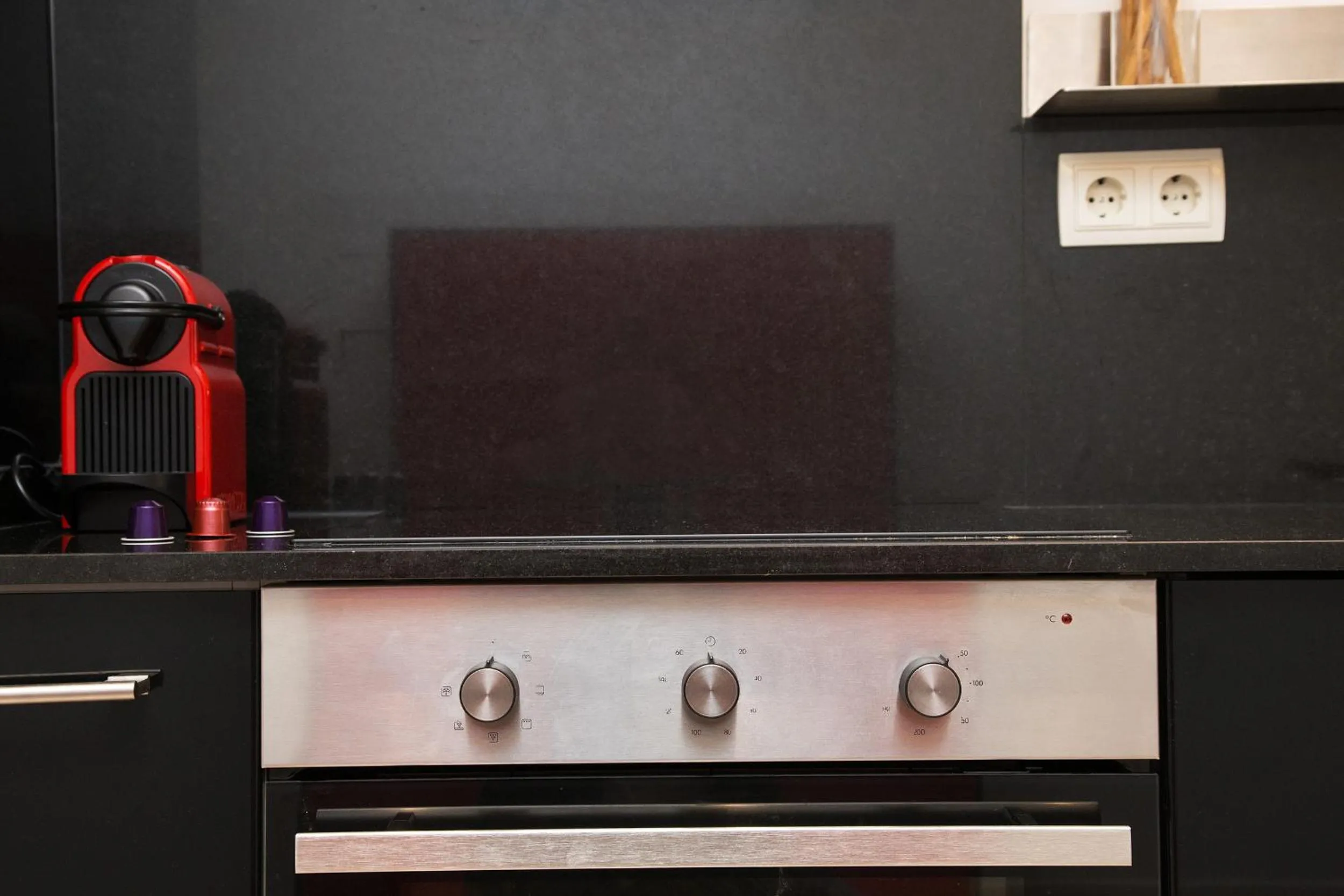 Coffee/tea facilities in Opening Doors Aribau