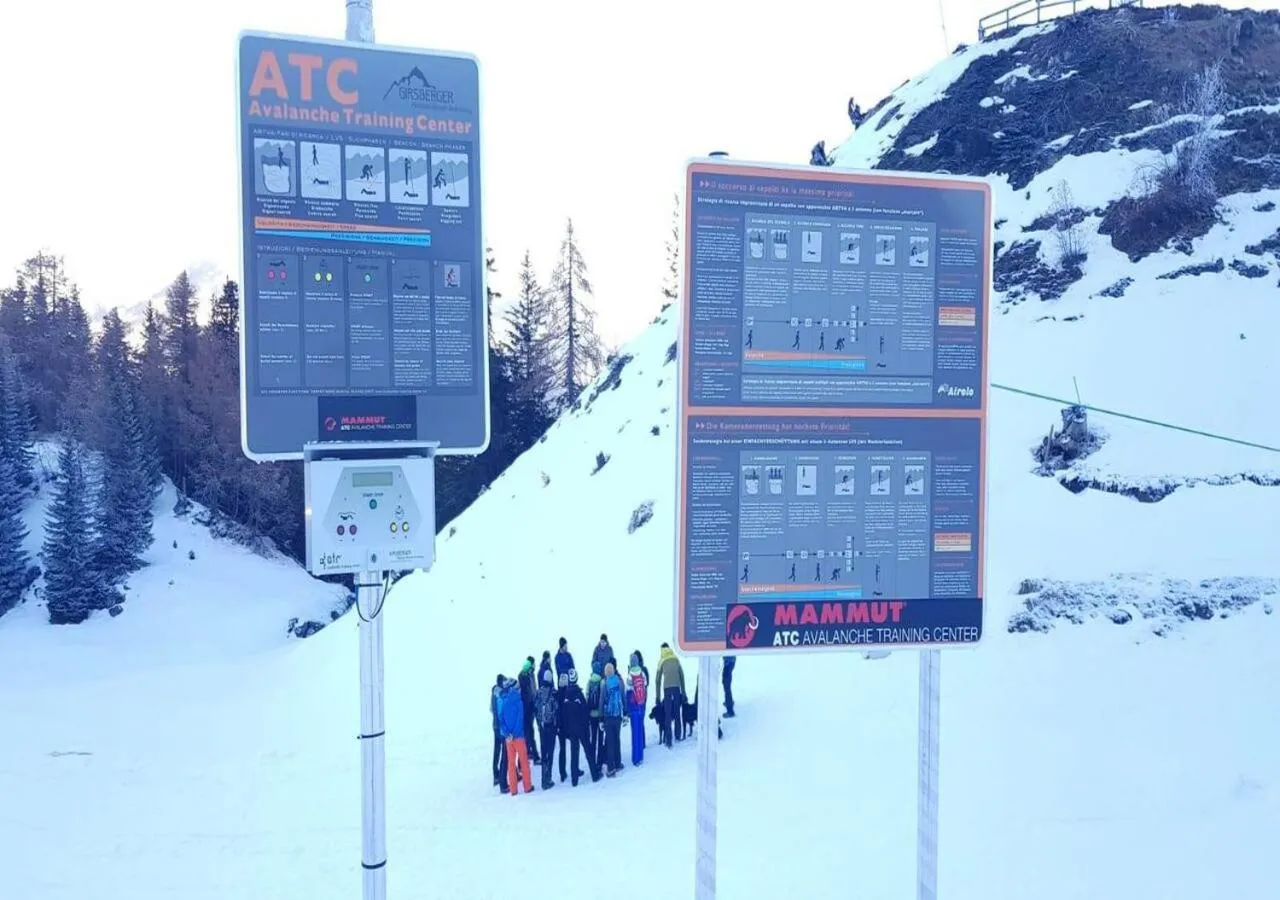 Ski School in Bed&Bike Tremola San Gottardo