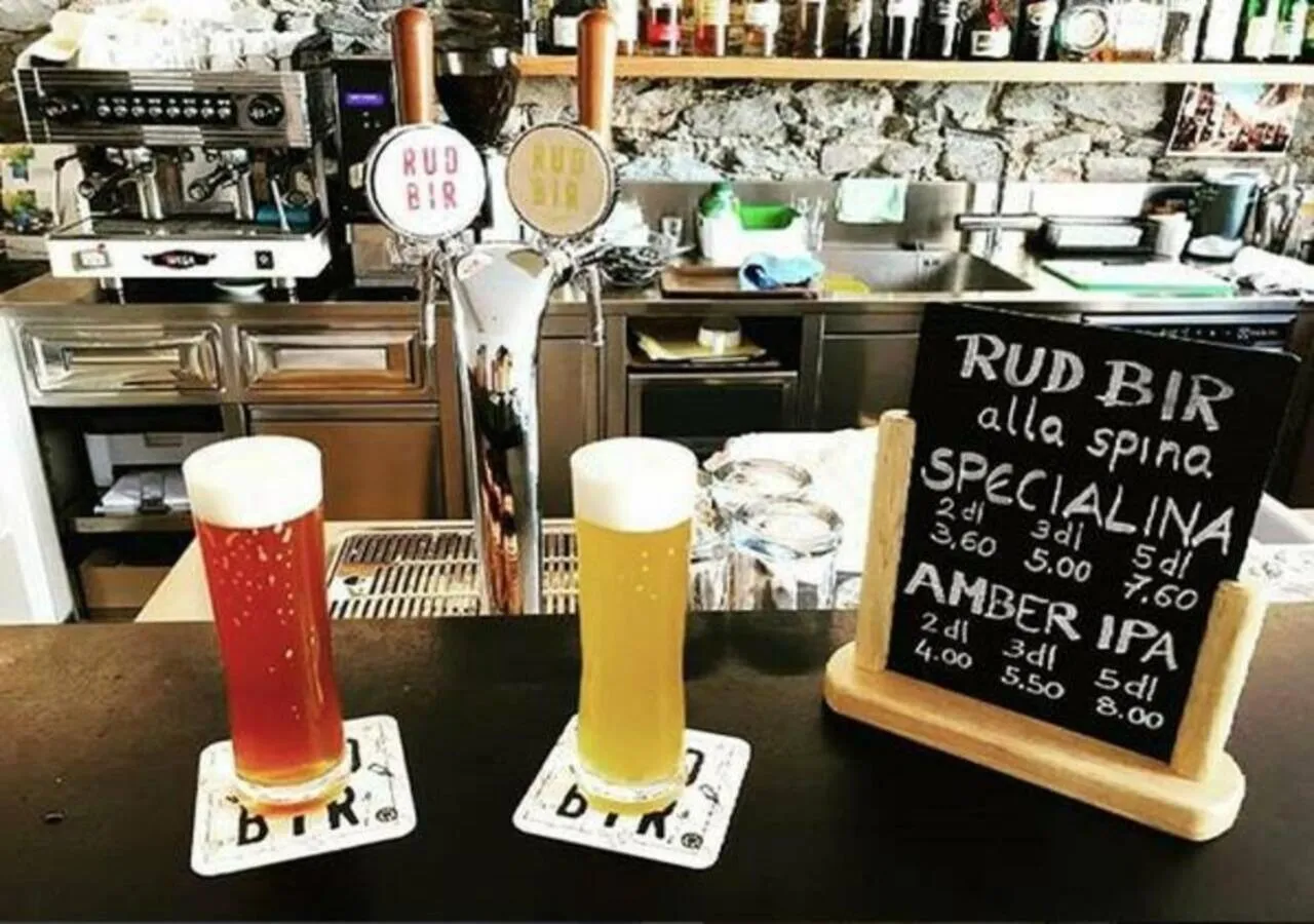 Drinks in Bed&Bike Tremola San Gottardo