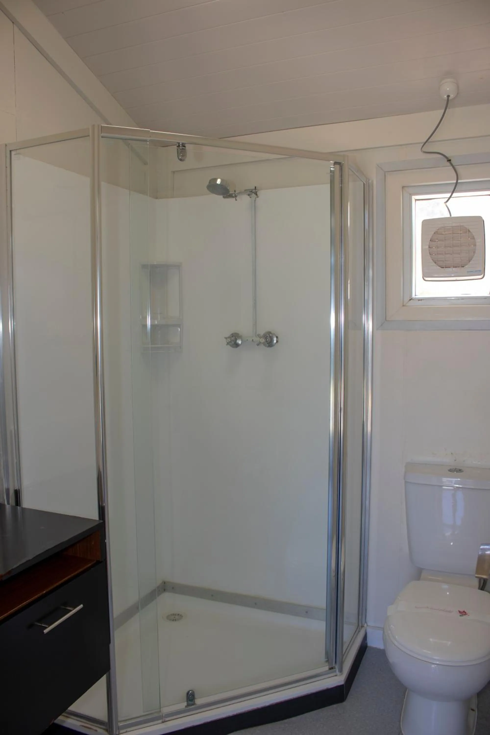Bathroom in Seaspray Beach Holiday Park
