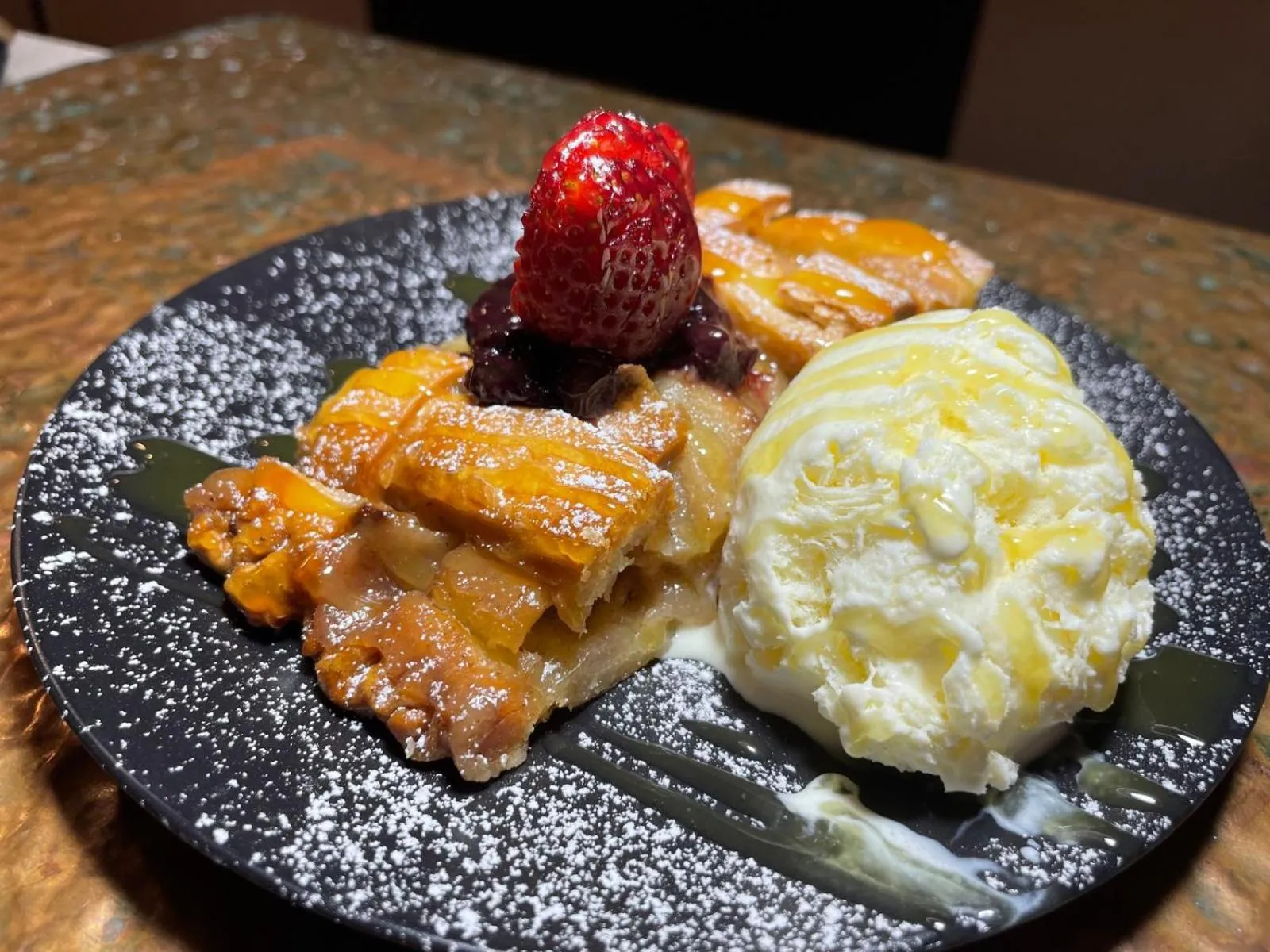 Restaurant/places to eat in Ascot Motor Inn