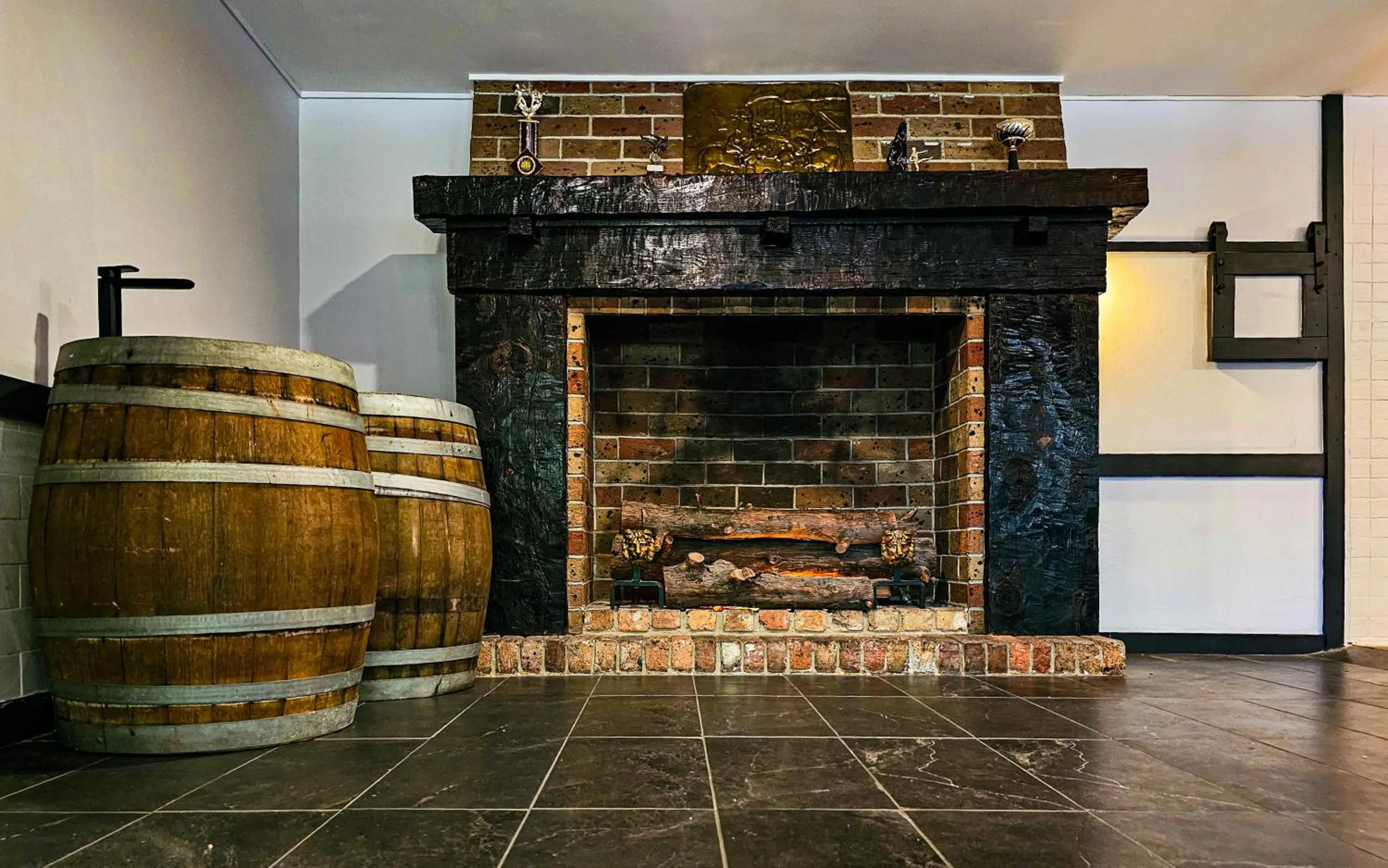 Restaurant/places to eat in Ascot Motor Inn