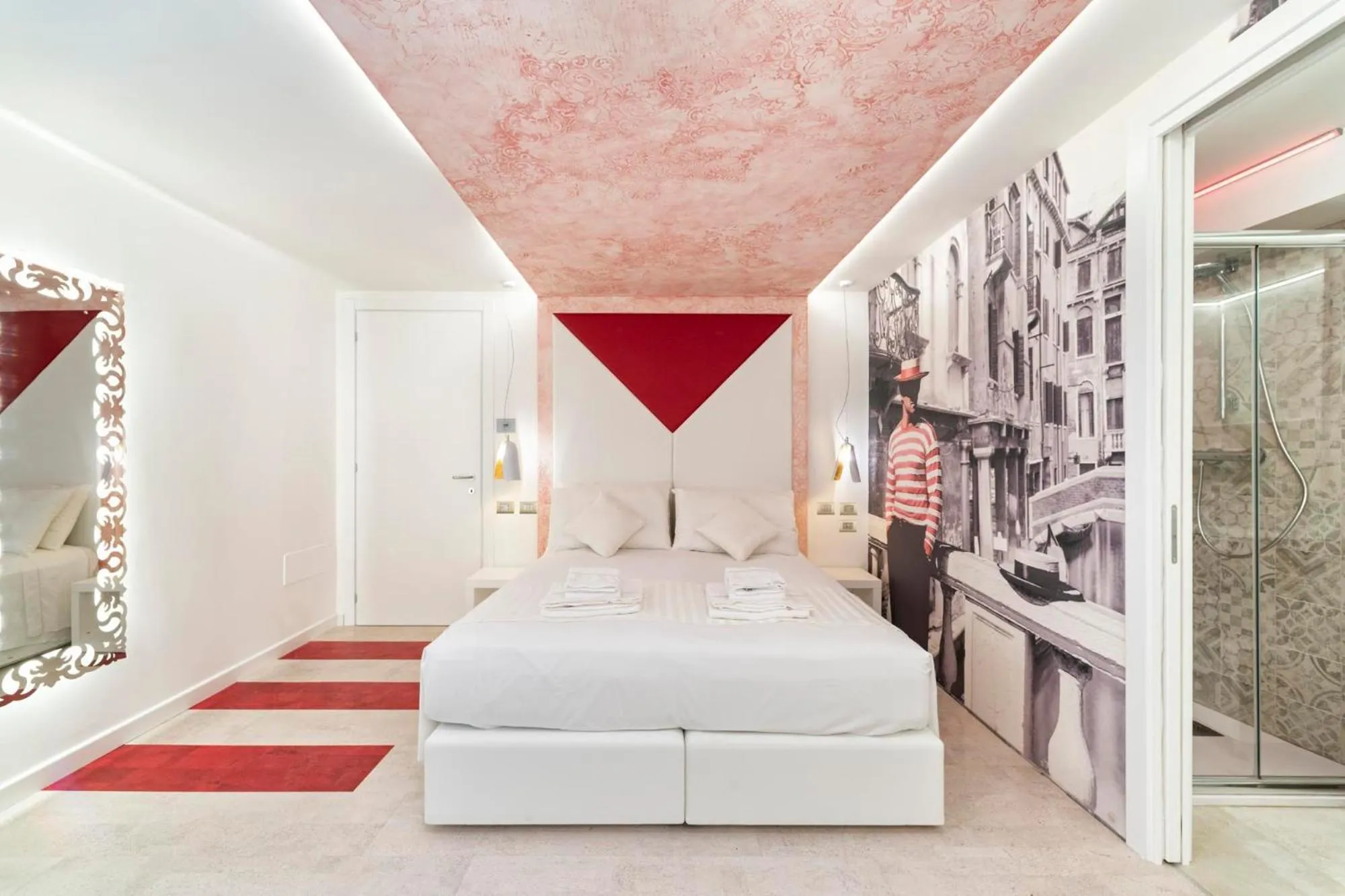 Bed in Ca' de la Fonte - WENICE Deep Culture