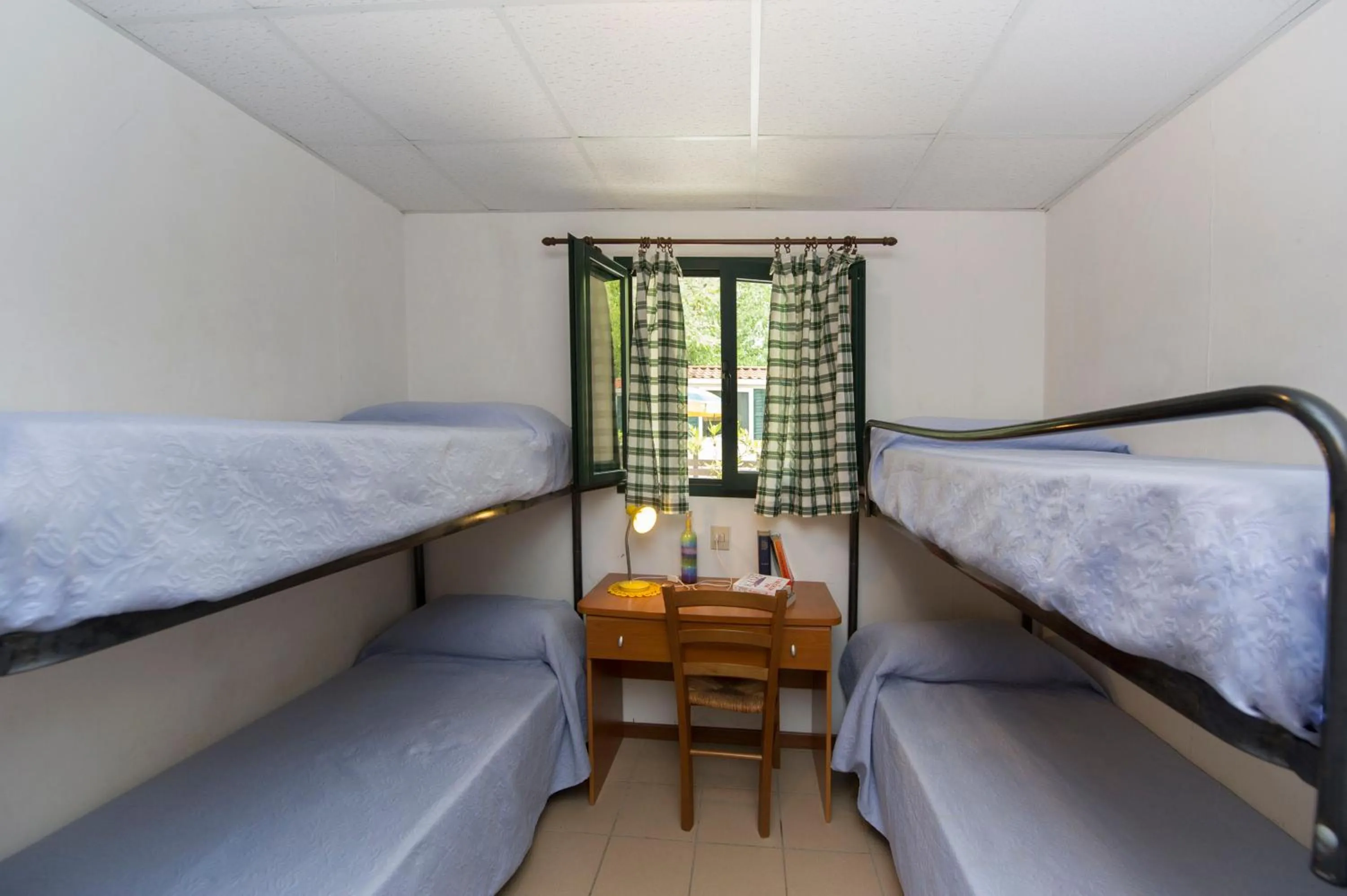 Bed in Camping La Pineta