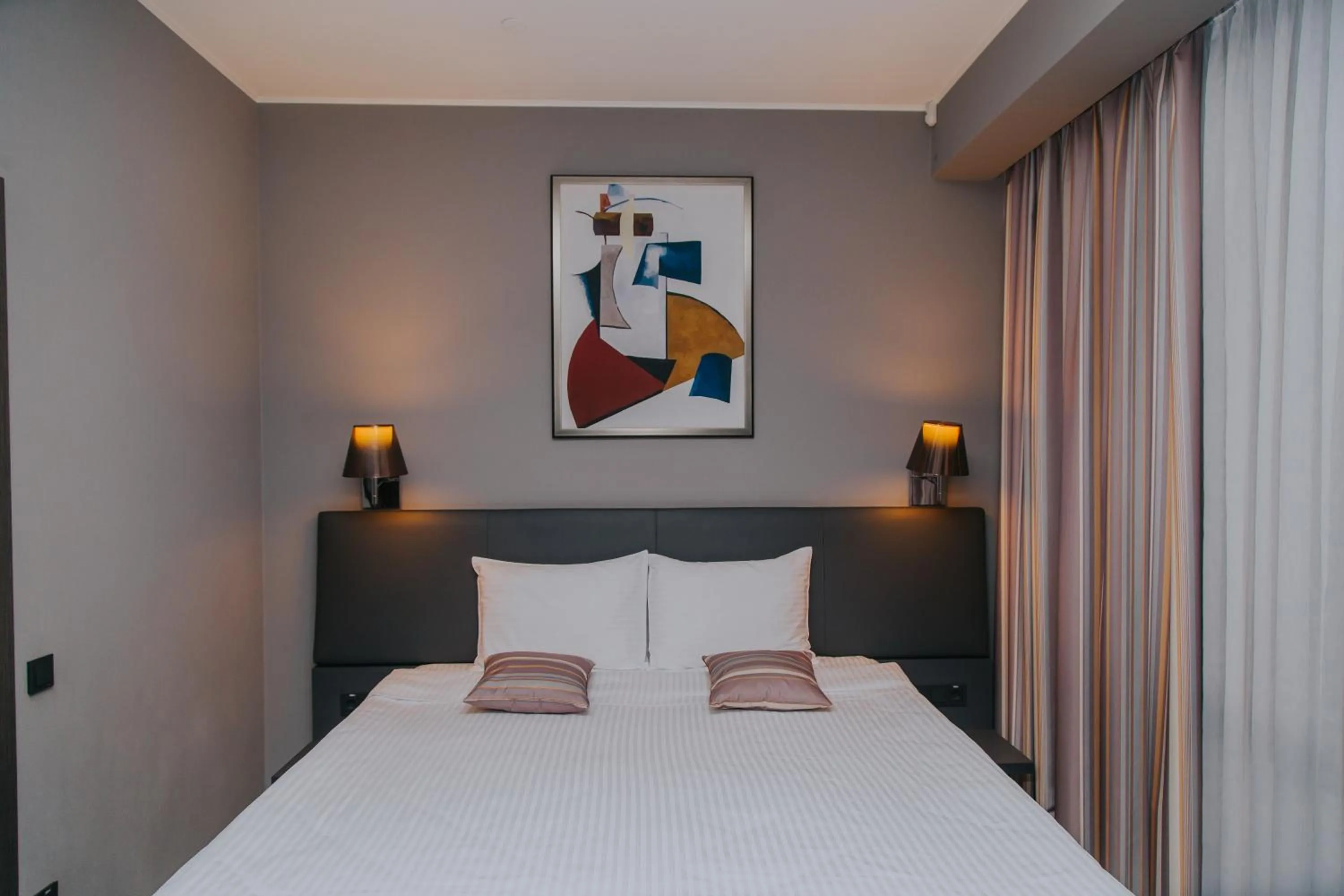 Bed in Mercure Kyiv Congress